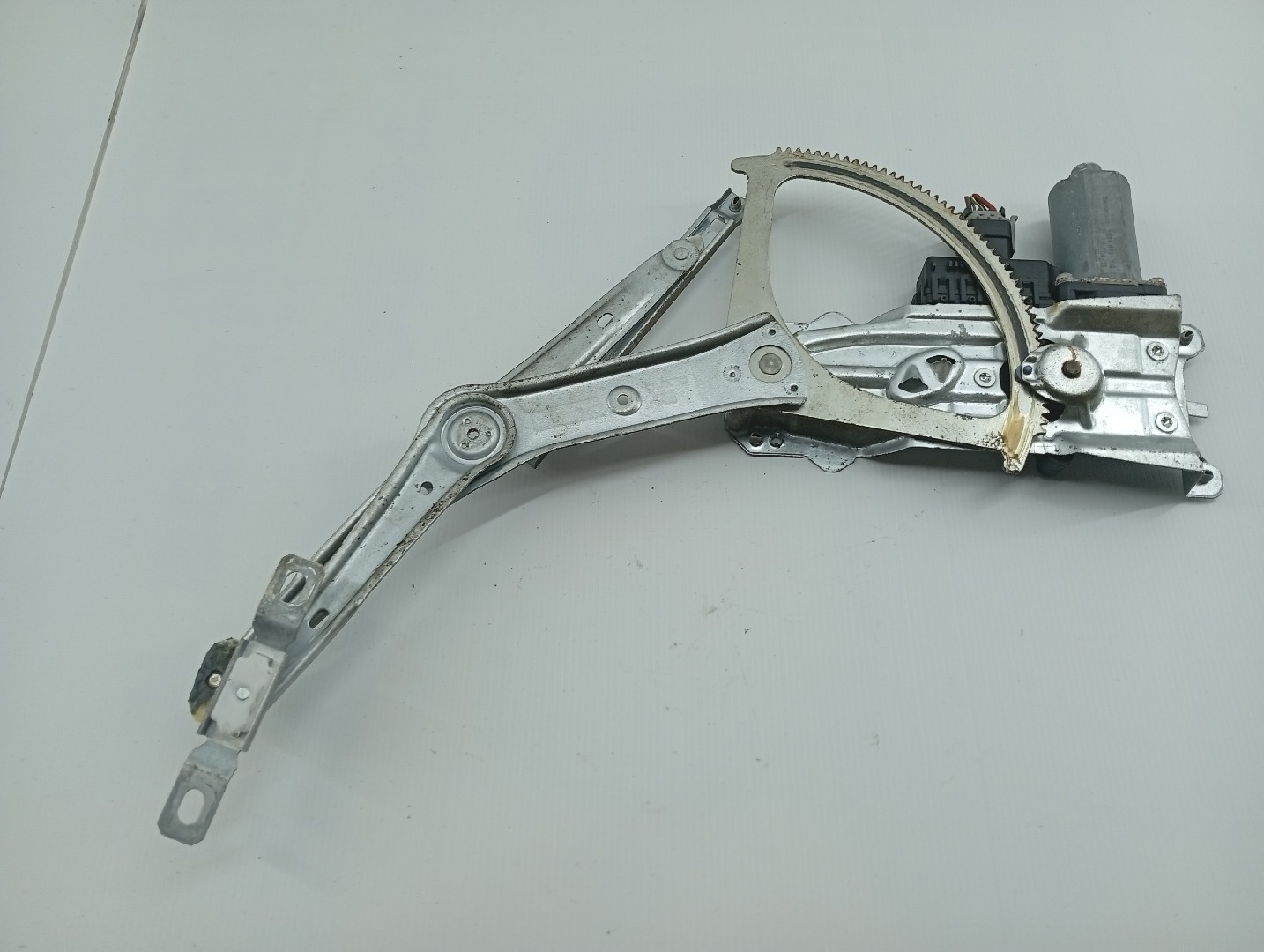 Motor e elevador de vidro frente esquerdo OPEL ASTRA H Combi (A04) | 04 - 14 Imagem-2