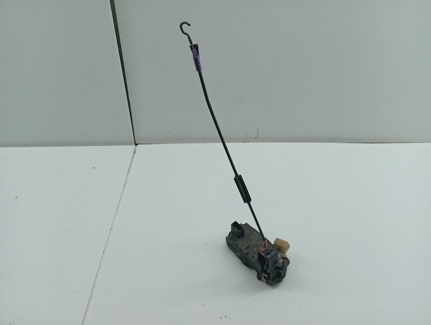 Fecho da Porta Trás Esquerdo OPEL ASTRA H Combi (A04) | 04 - 14 Imagem-3