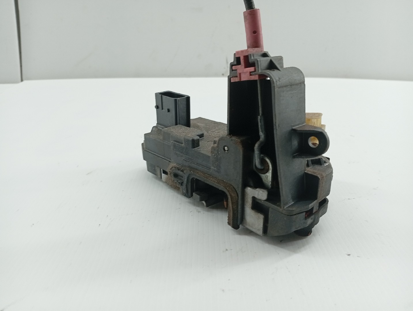 Fecho da Porta Trás Esquerdo OPEL ASTRA H Combi (A04) | 04 - 14 Imagem-2