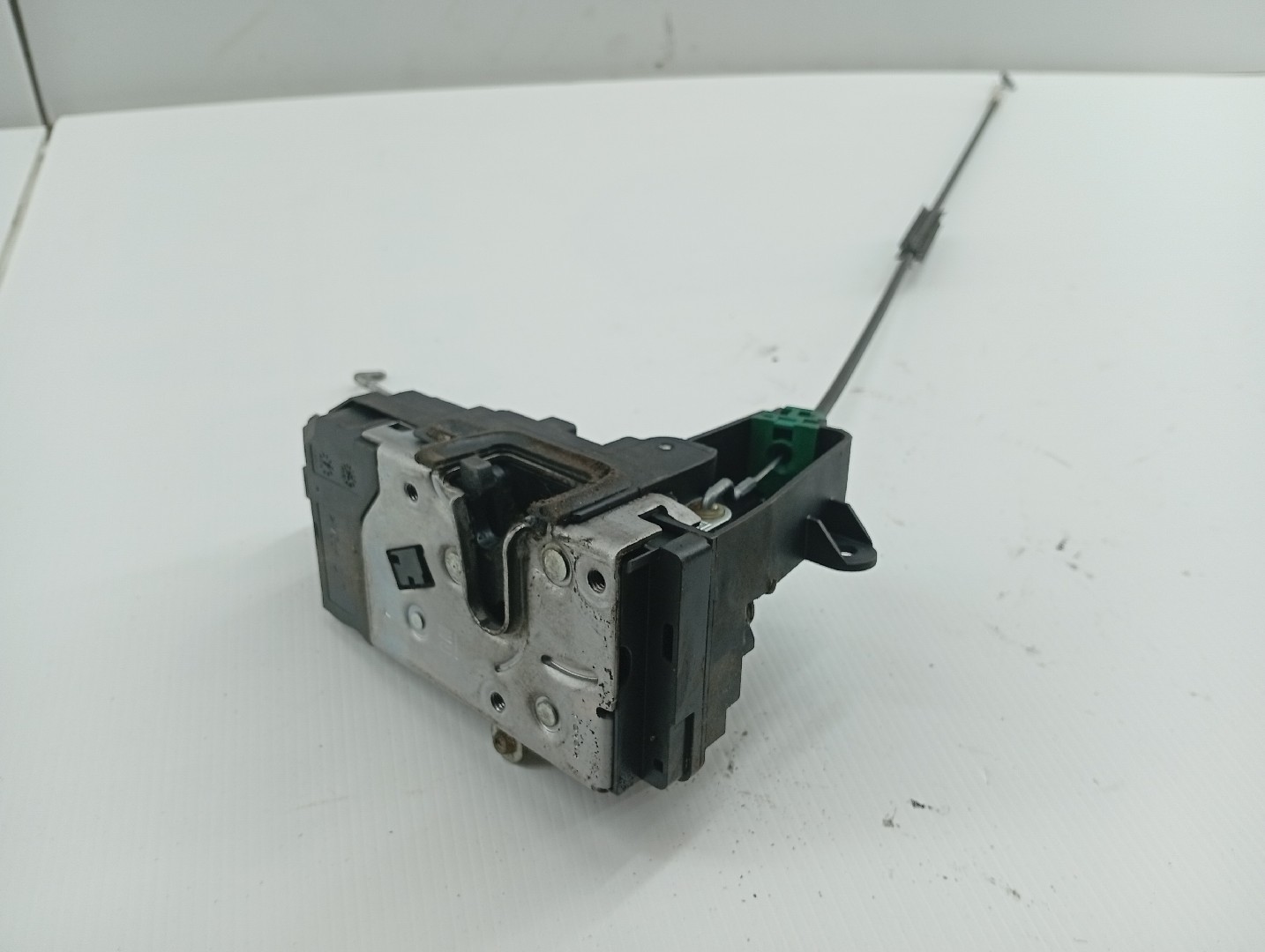 Fecho da Porta Frente Esquerdo OPEL ASTRA H Combi (A04) | 04 - 14 Imagem-2