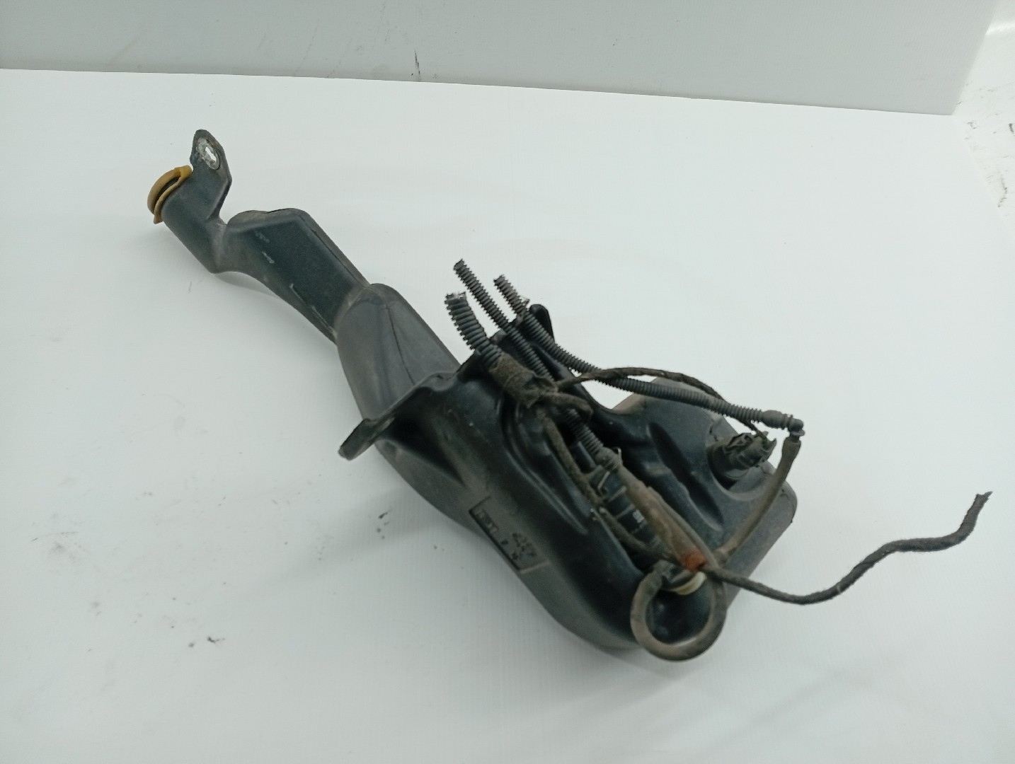 Reservatório de água do limpa para-brisas OPEL ASTRA H Combi (A04) | 04 - 14