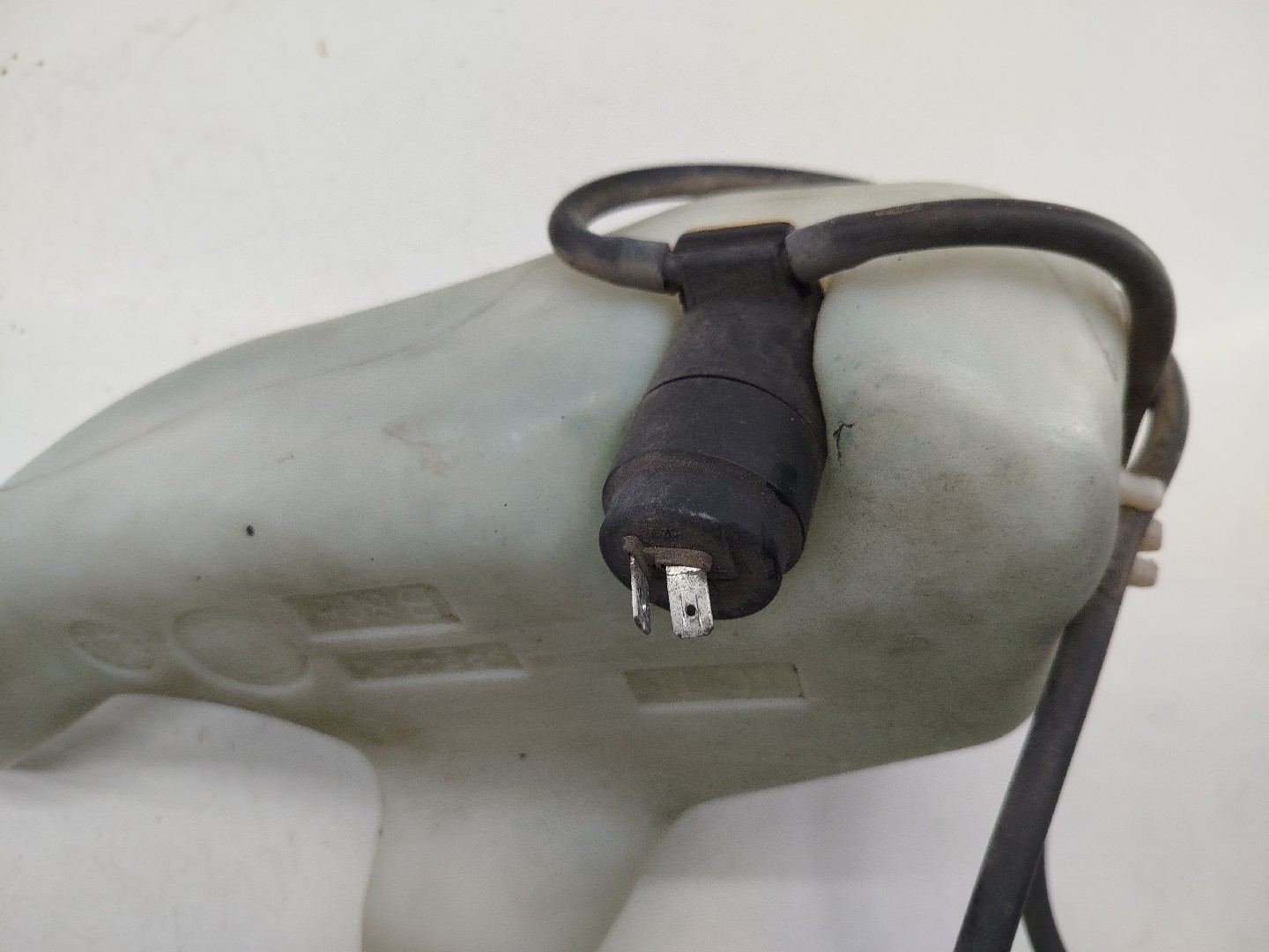 Reservatório de água do limpa para-brisas FIAT PUNTO (188_) | 99 - 12 Imagem-5