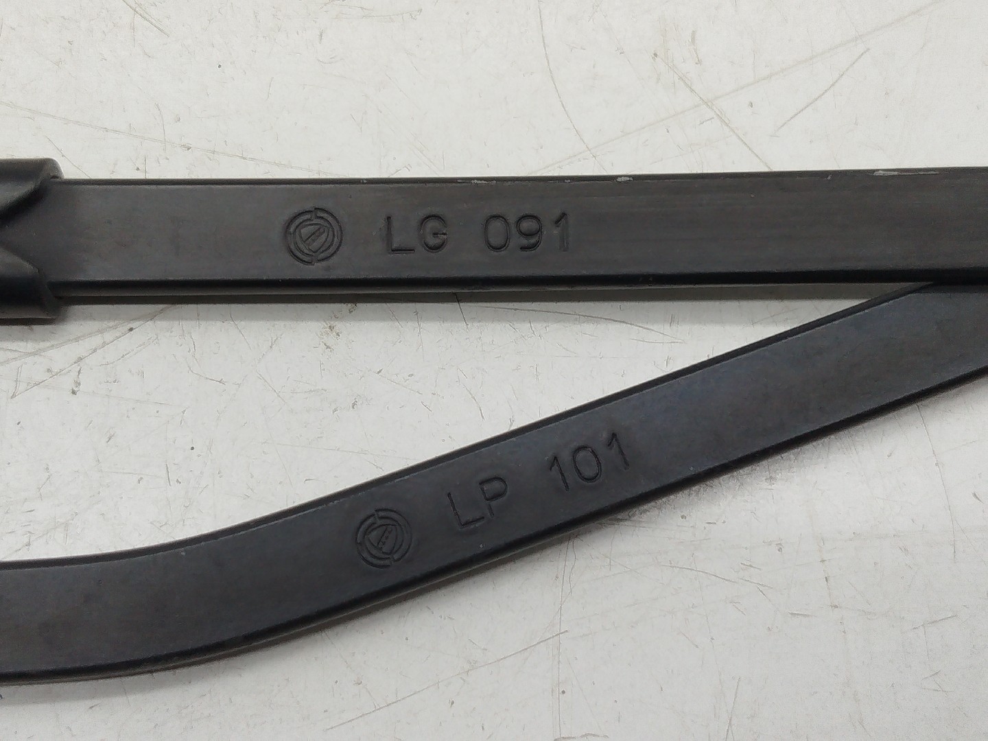 Braços das escovas frente FIAT PUNTO (188_) | 99 - 12 Imagem-3