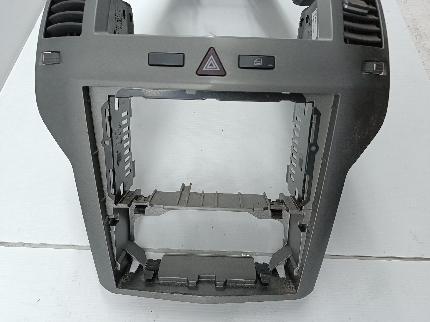 Moldura Consola Central OPEL ZAFIRA / ZAFIRA FAMILY B (A05) | 05 - 19 Imagem-7