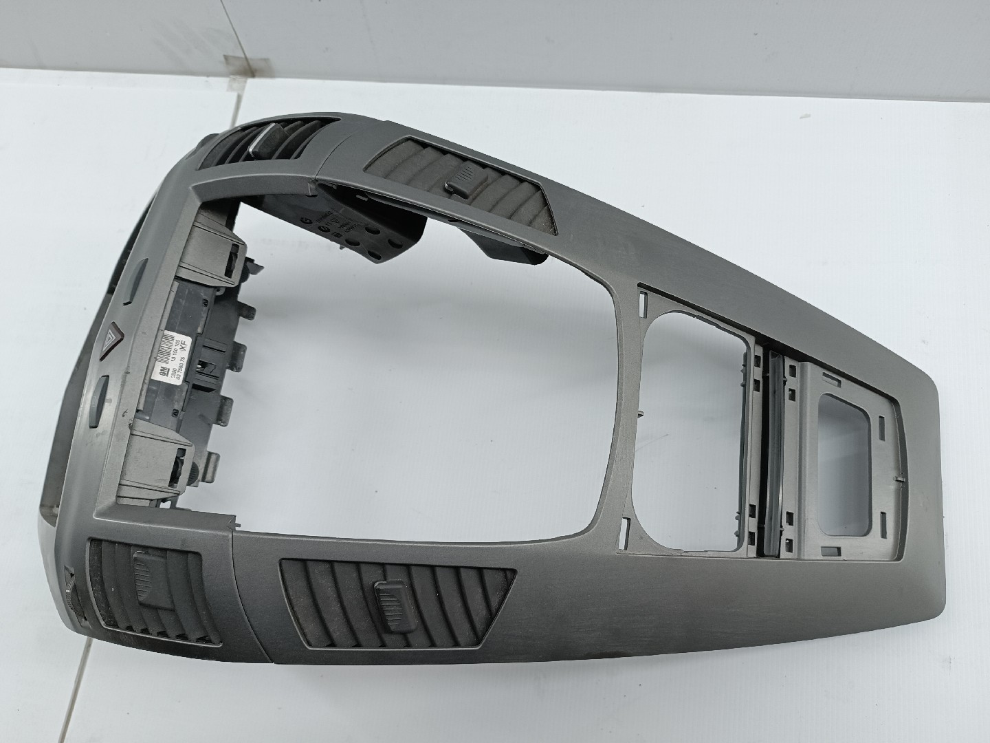 Moldura Consola Central OPEL ZAFIRA / ZAFIRA FAMILY B (A05) | 05 - 19 Imagem-8