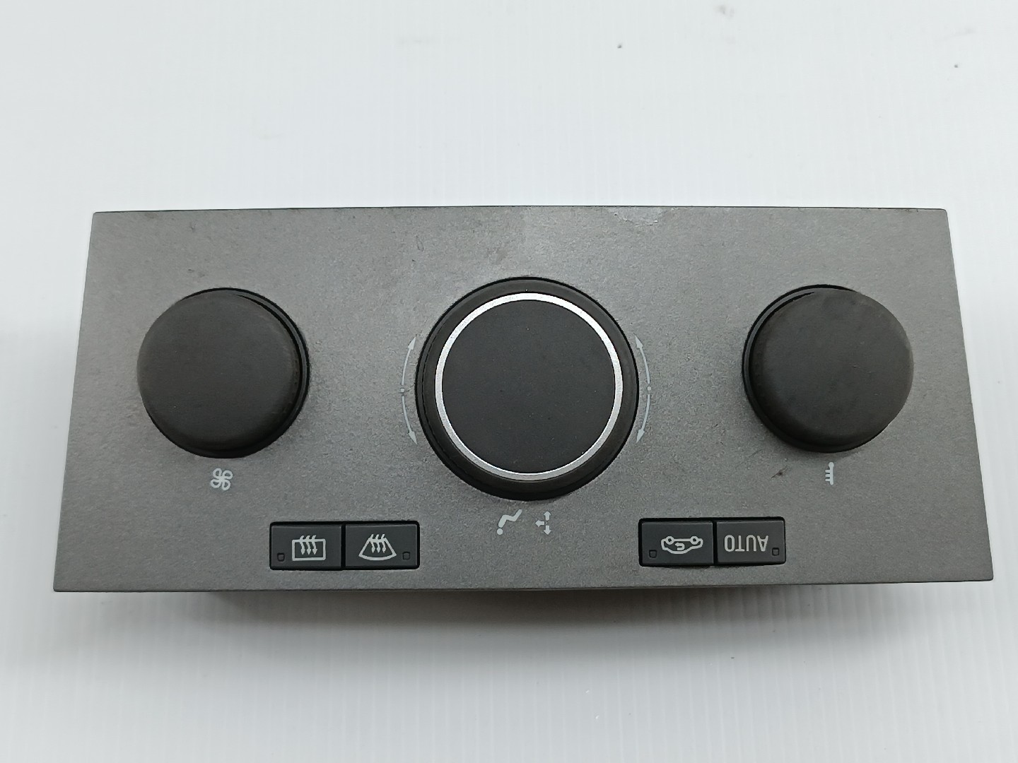 Comutador de Sofagem / Ar Condicionado OPEL ZAFIRA / ZAFIRA FAMILY B (A05) | 05 - 19 Imagem-3