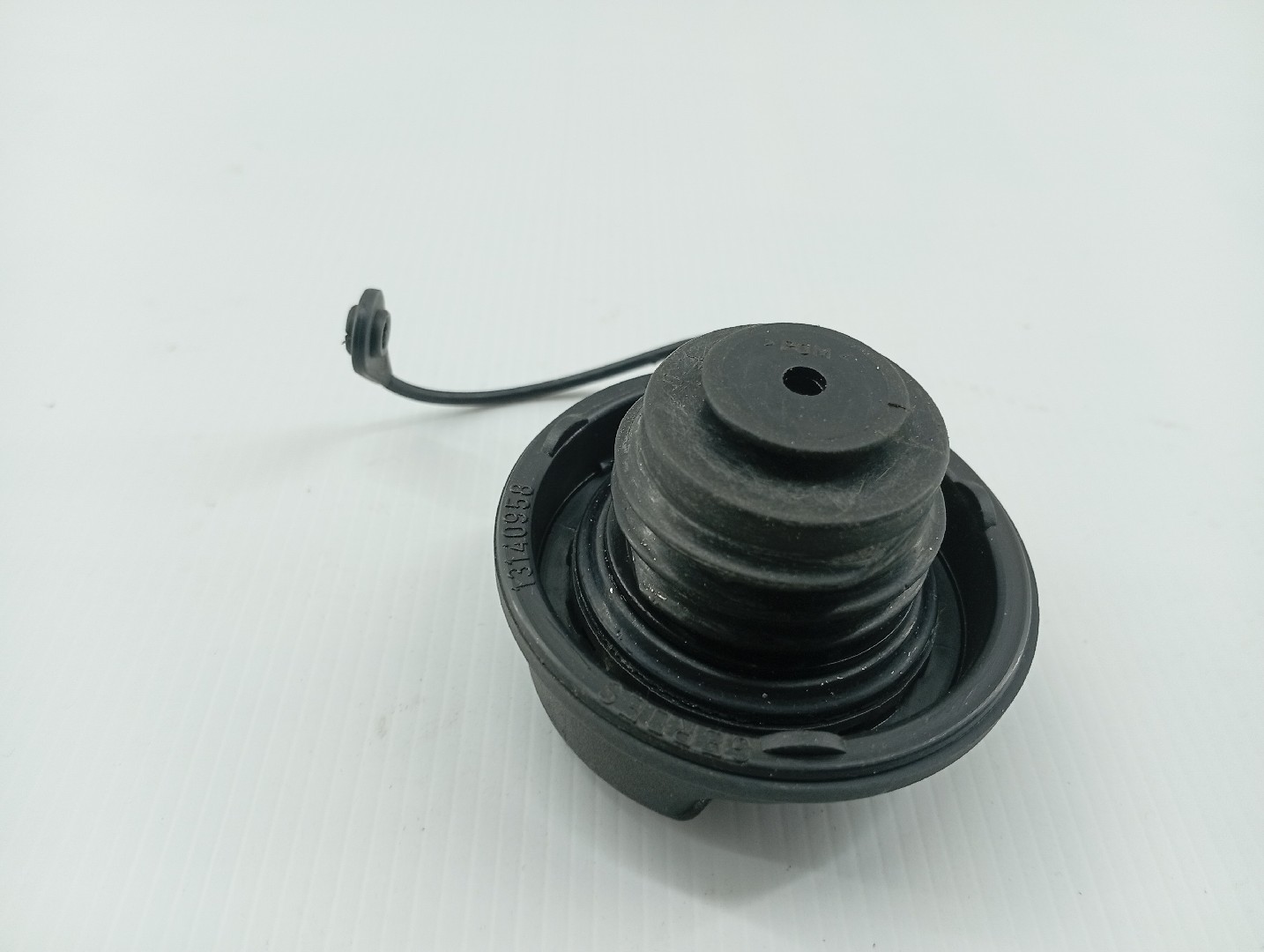 Tampa interior do depósito de combustível OPEL ZAFIRA / ZAFIRA FAMILY B (A05) | 05 - 19 Imagem-2