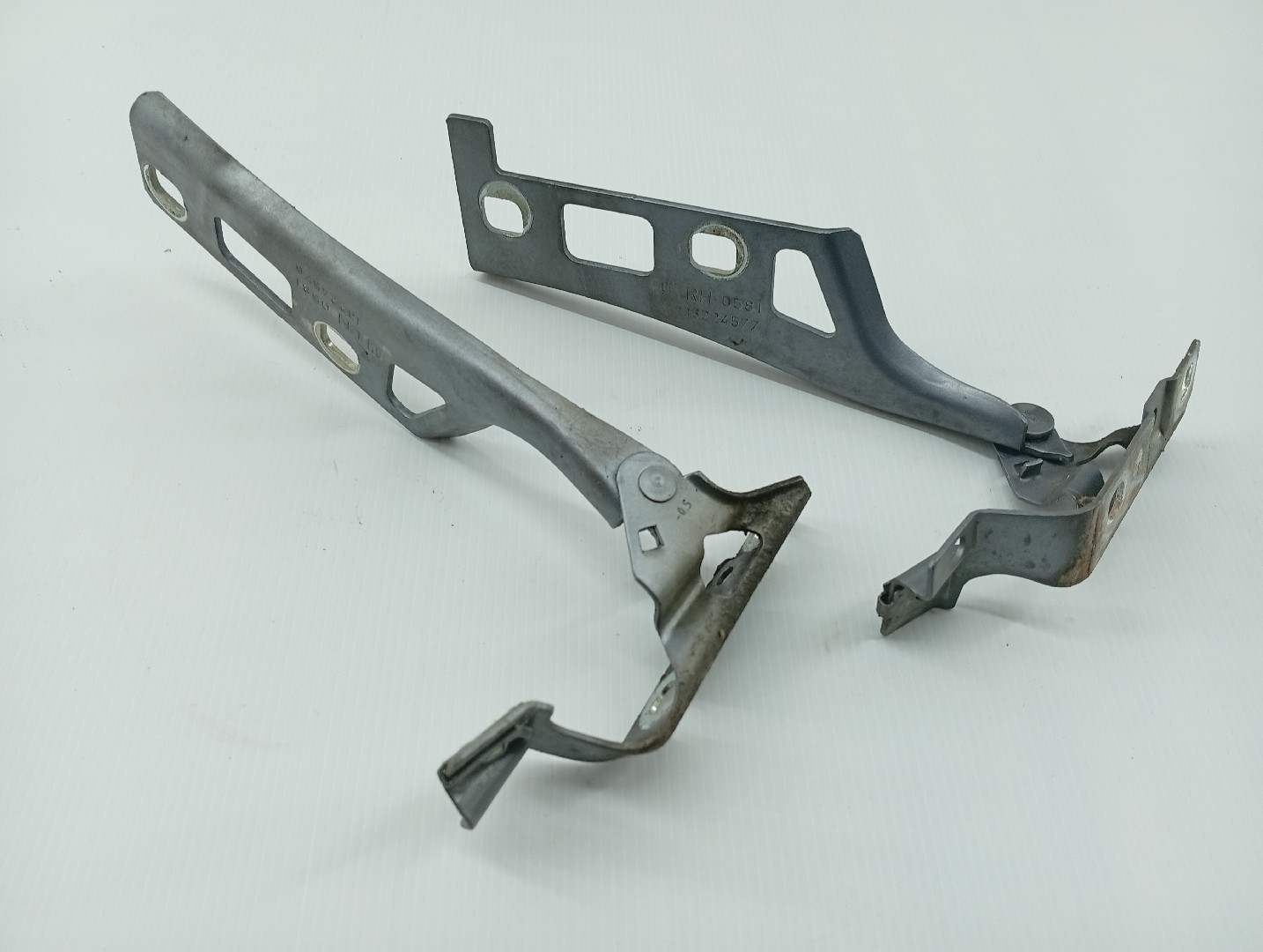 Dobradiças Capot OPEL ZAFIRA / ZAFIRA FAMILY B (A05) | 05 - 19