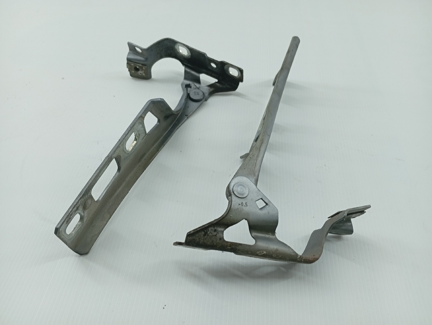 Dobradiças Capot OPEL ZAFIRA / ZAFIRA FAMILY B (A05) | 05 - 19 Imagem-4