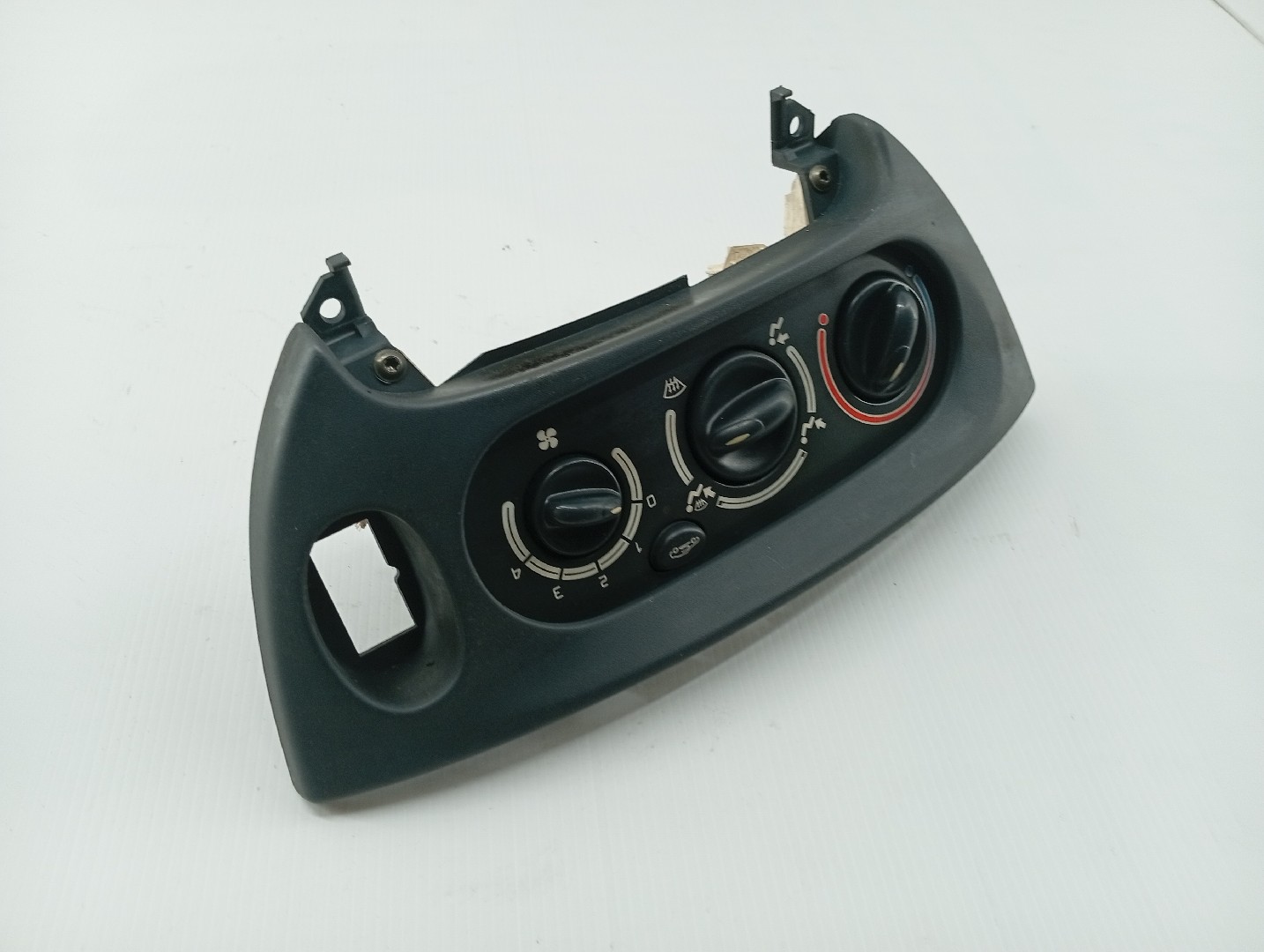 Comando Climatizaçao / Sofagem RENAULT MEGANE I (BA0/1_) | 95 - 04 Imagem-4