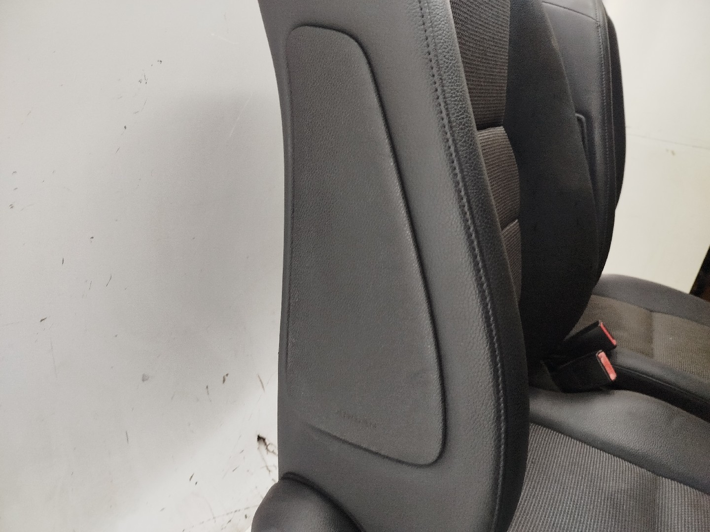 Conjunto de bancos com airbags MERCEDES-BENZ C-CLASS T-Model (S204) | 07 - 14 Imagem-4