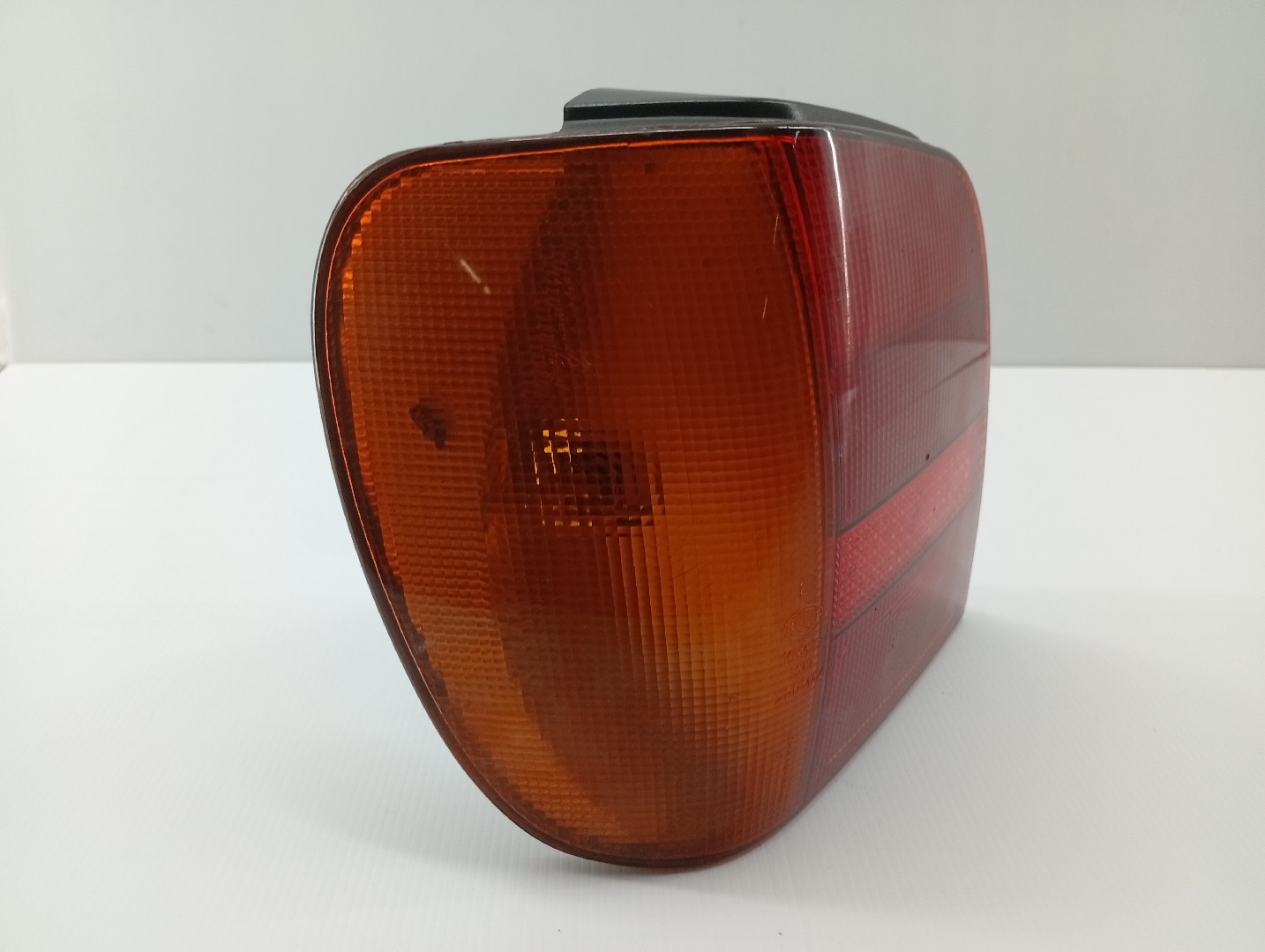 Farolim Stop Esquerdo VOLKSWAGEN POLO (6N1) | 94 - 99 Imagem-1