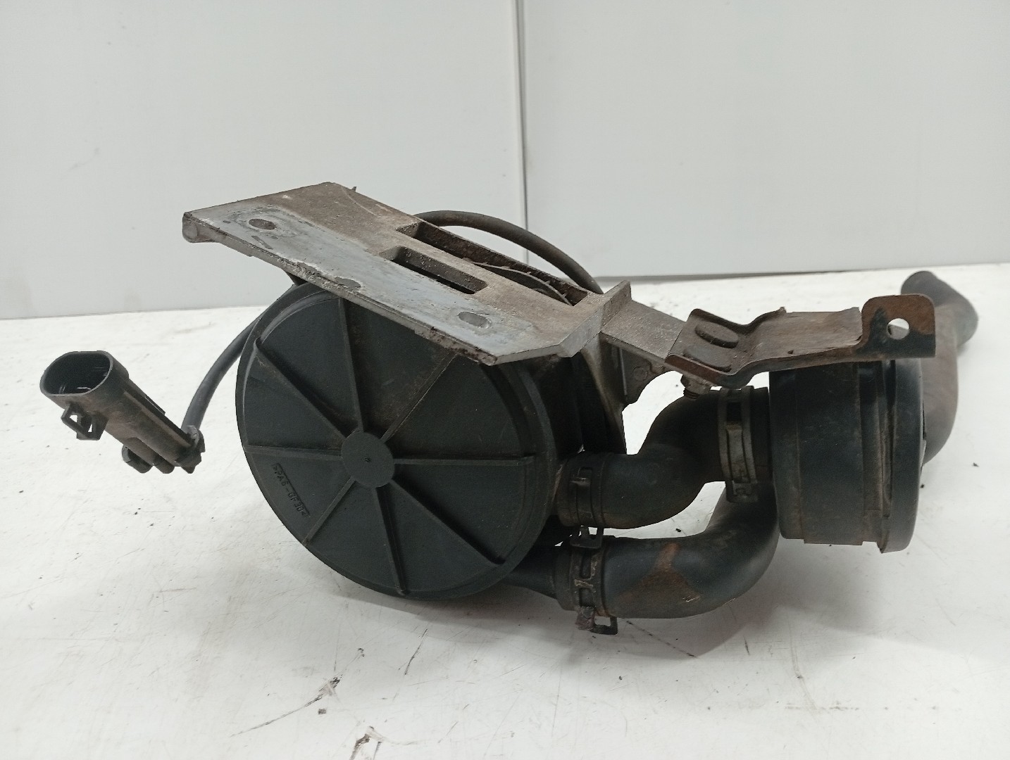 Bomba de ar secundaria OPEL CORSA B (S93) | 93 - 02 Imagem-3