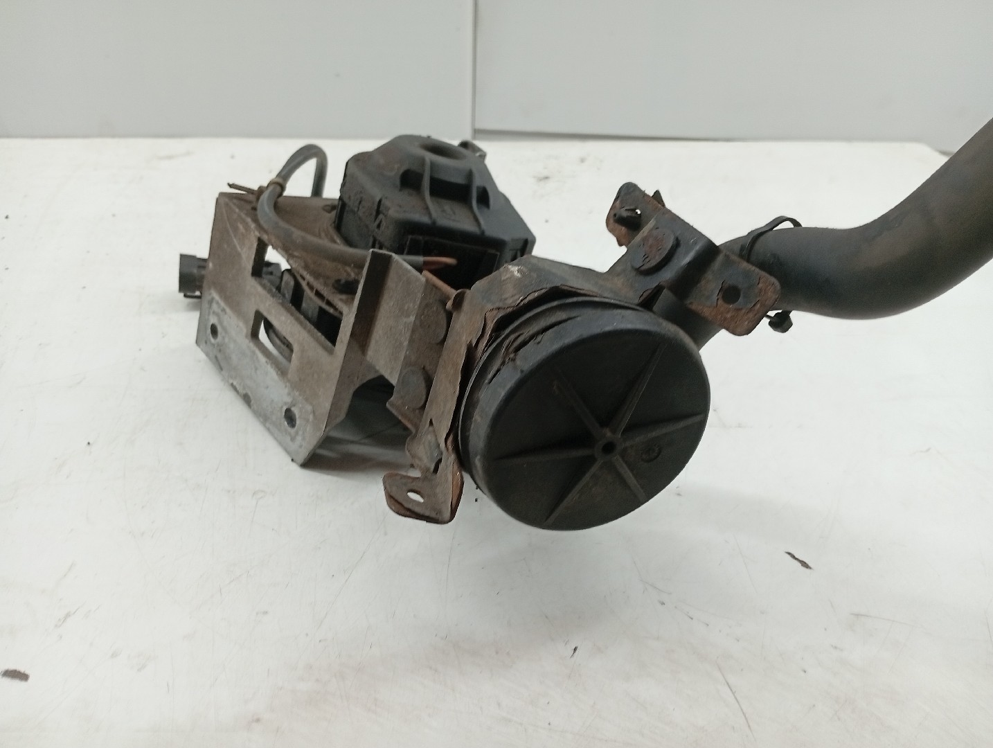 Bomba de ar secundaria OPEL CORSA B (S93) | 93 - 02 Imagem-2