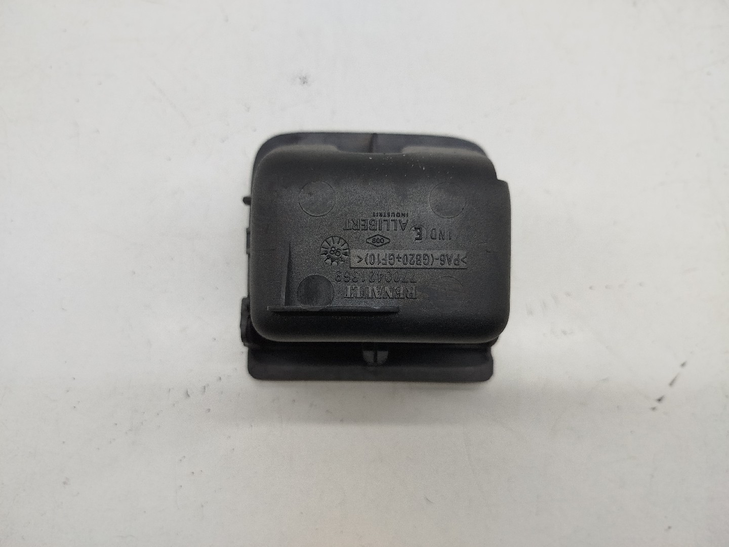 Cinzeiro RENAULT CLIO II (BB_, CB_) | 98 -  Imagem-1