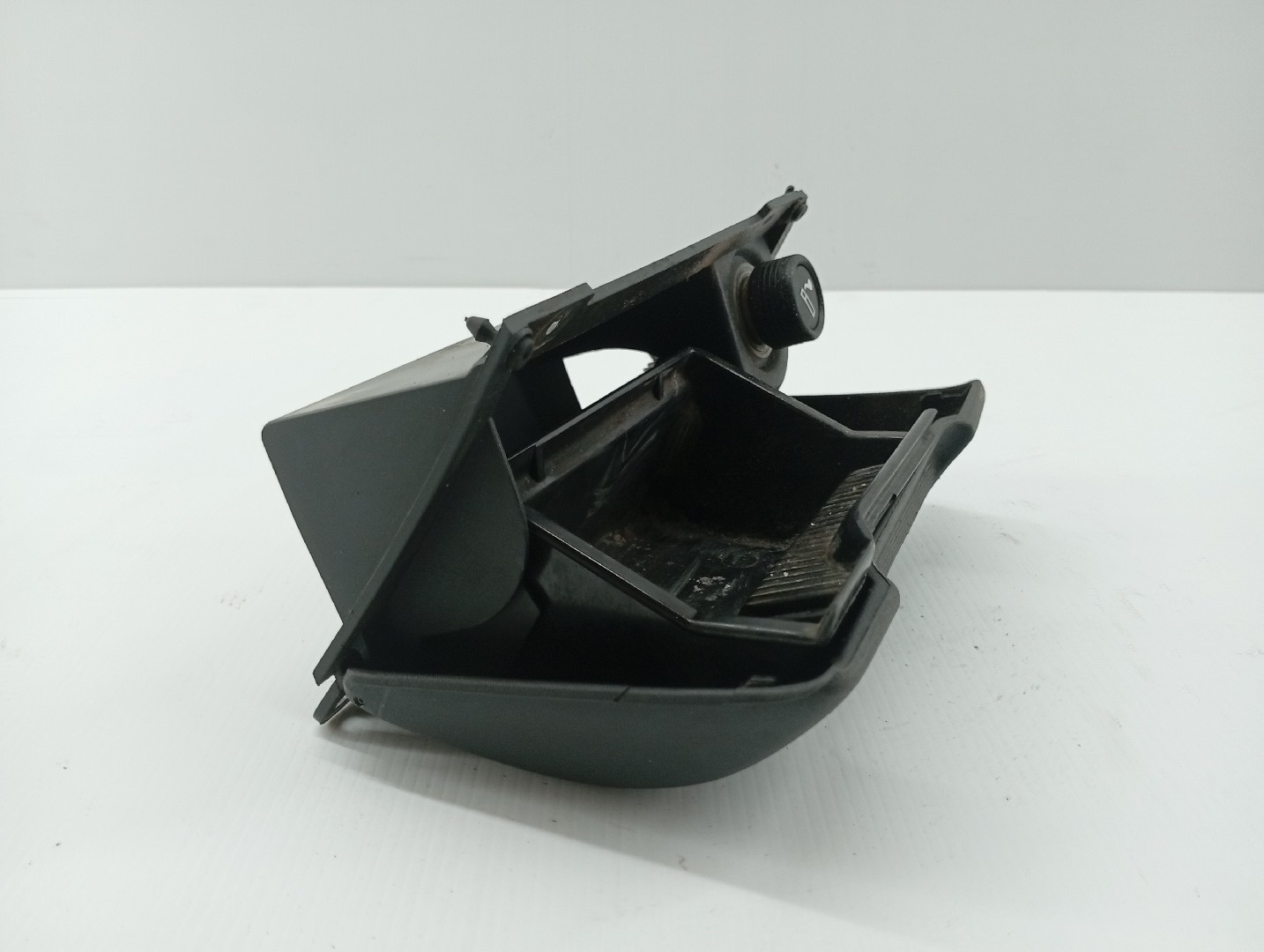 Cinzeiro OPEL CORSA B (S93) | 93 - 02 Imagem-2