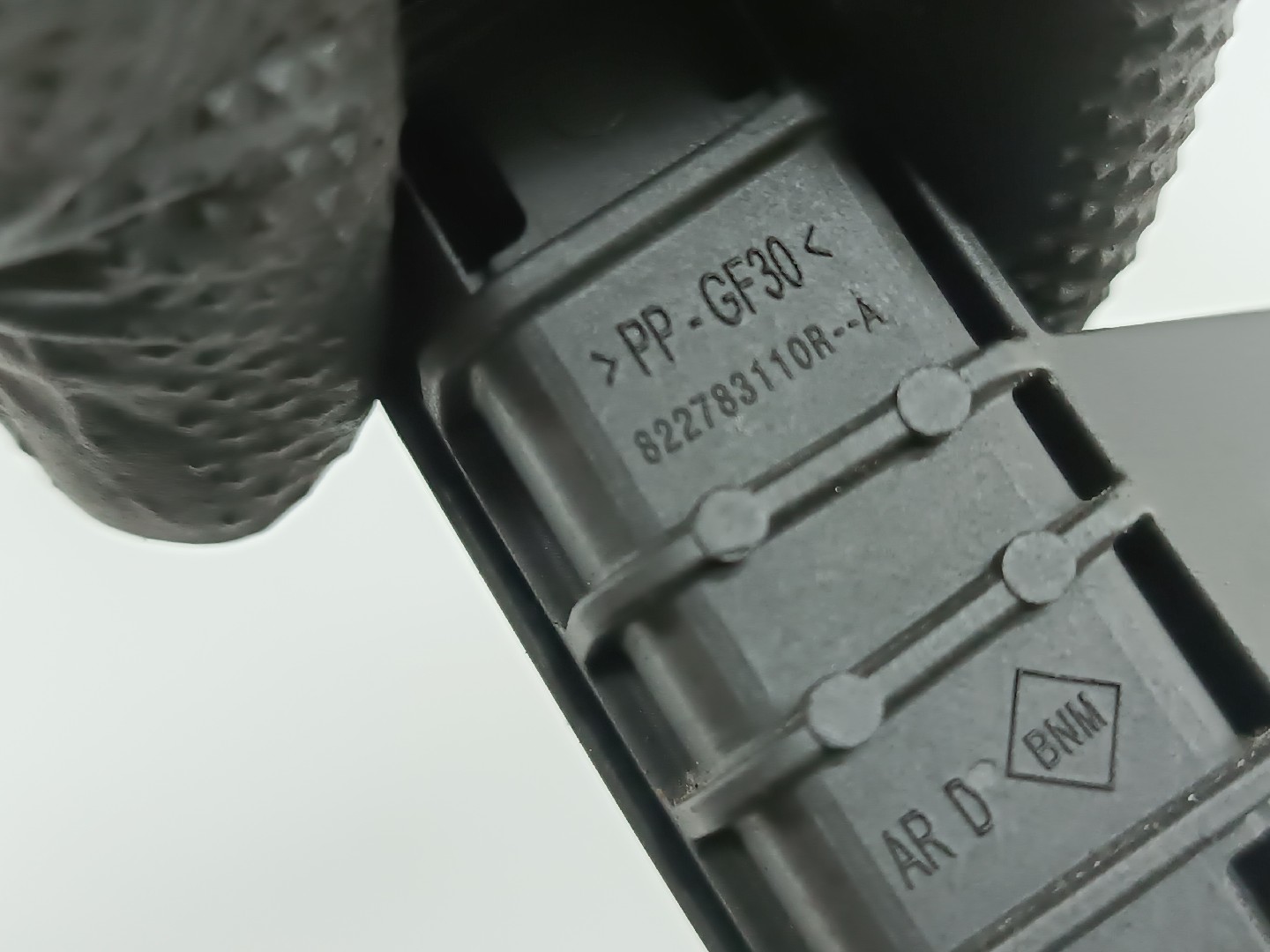 Guia de vidro RENAULT MEGANE IV Sporter (K9A/M/N_) | 16 -  Imagem-4