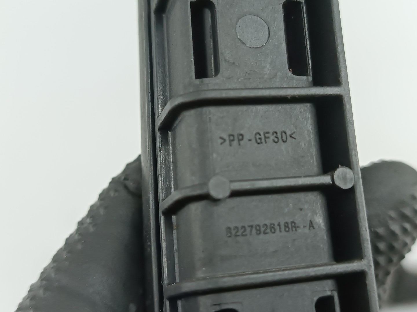 Guia de vidro RENAULT MEGANE IV Sporter (K9A/M/N_) | 16 -  Imagem-2