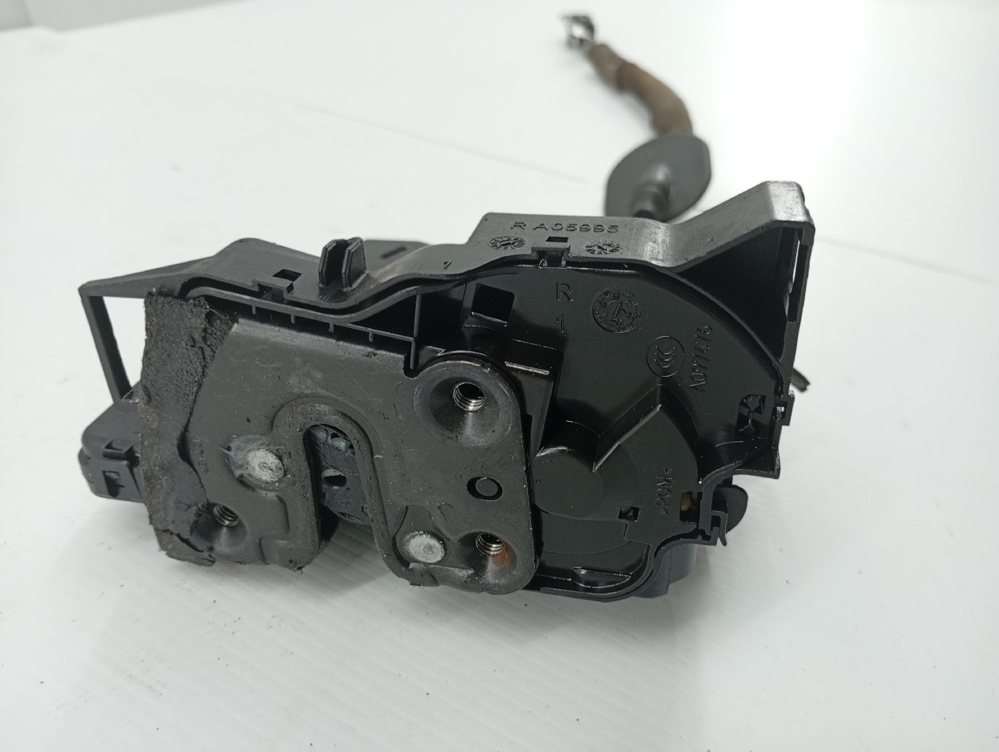 Fecho da Porta Trás Direito RENAULT MEGANE IV Sporter (K9A/M/N_) | 16 -  Imagem-1