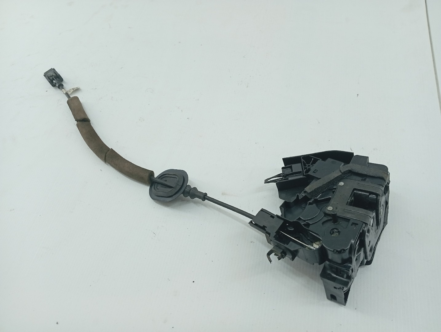 Fecho da Porta Trás Direito RENAULT MEGANE IV Sporter (K9A/M/N_) | 16 -  Imagem-4