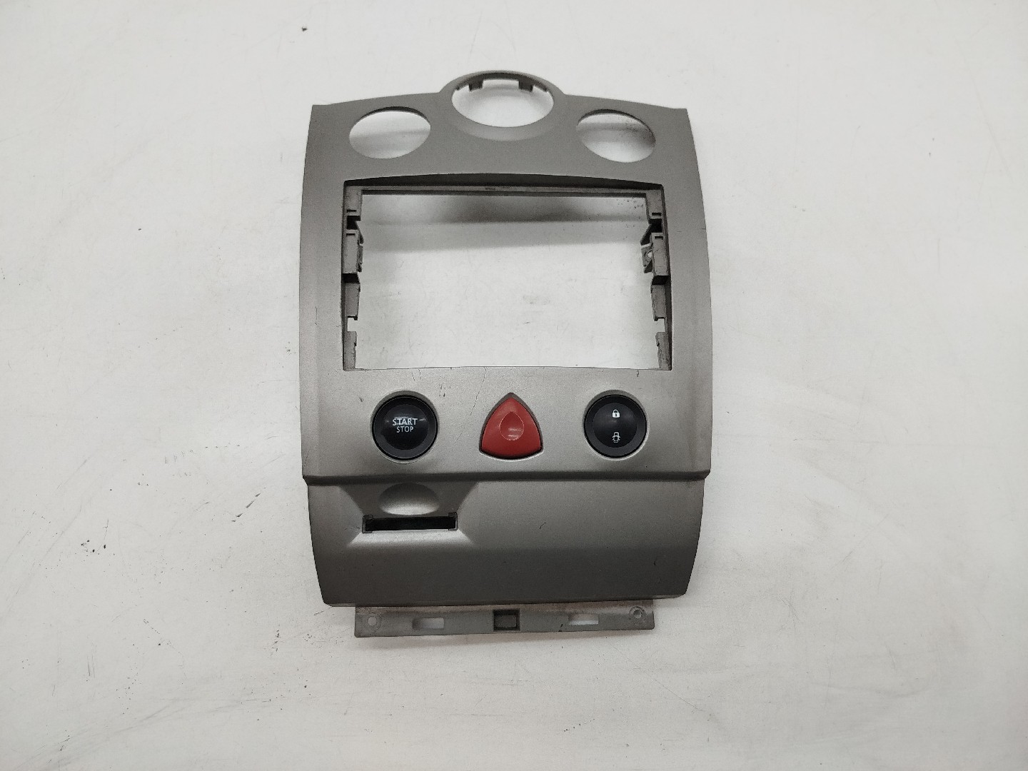 Moldura de consola central RENAULT MEGANE II (BM0/1_, CM0/1_) | 01 - 12