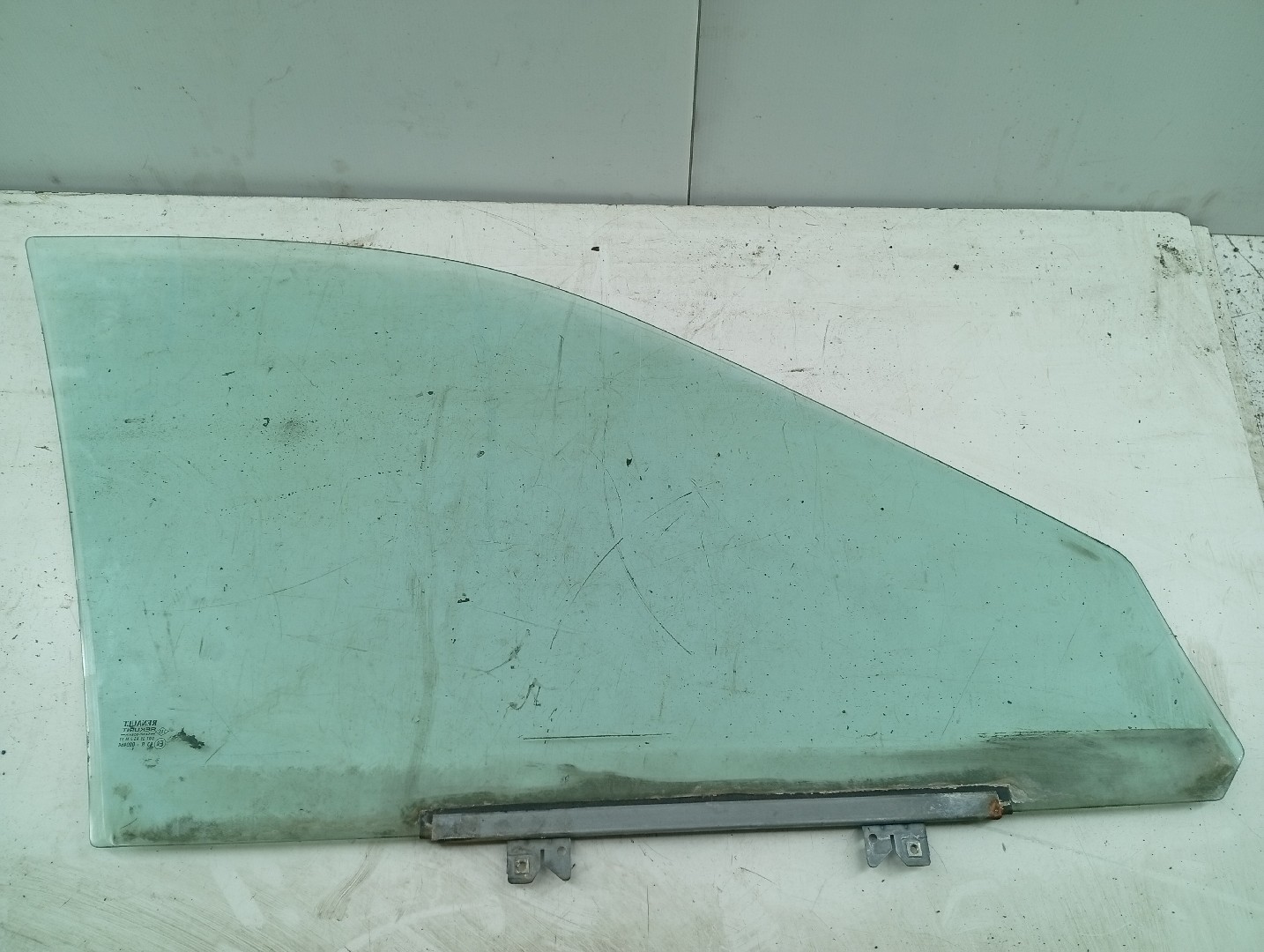 Vidro de Porta Frente Esquerdo RENAULT LAGUNA I (B56_, 556_) | 93 - 02 Imagem-3