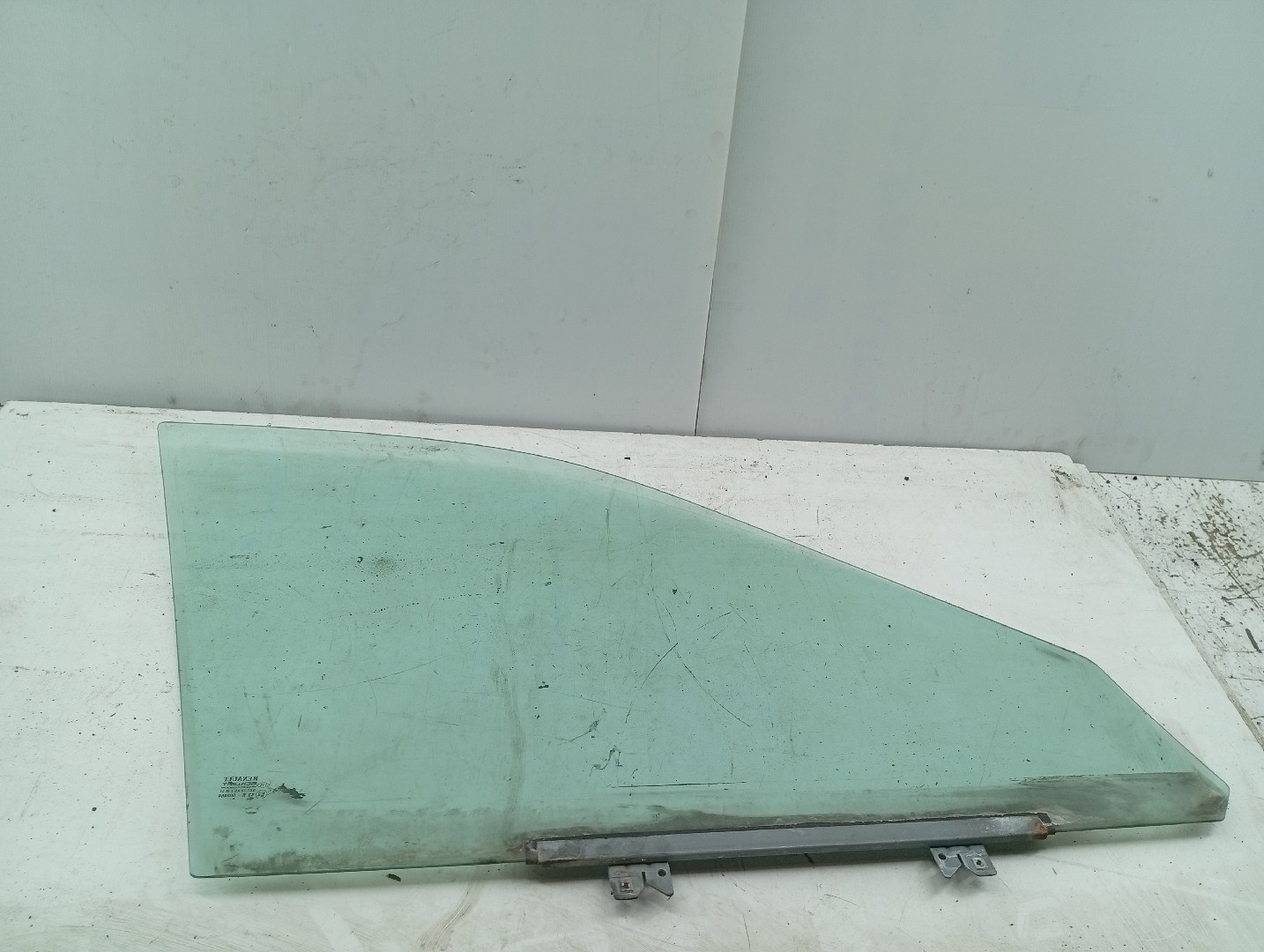 Vidro de Porta Frente Esquerdo RENAULT LAGUNA I (B56_, 556_) | 93 - 02 Imagem-4