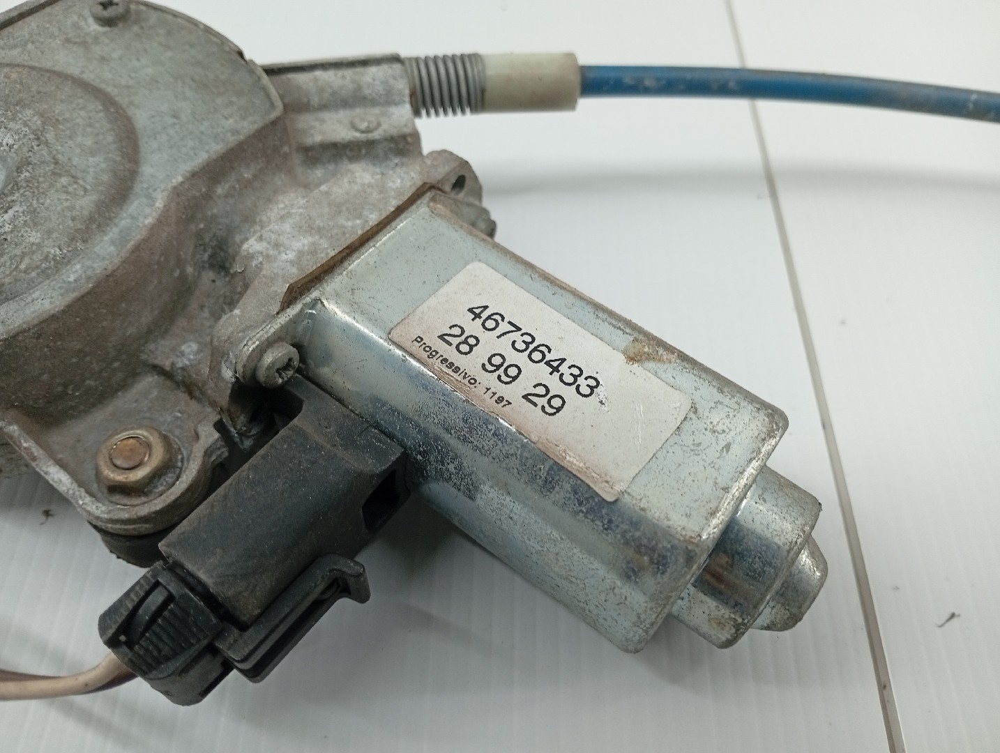 Motor e elevador de vidro frente esquerdo FIAT PUNTO (176_) | 93 - 99 Imagem-2