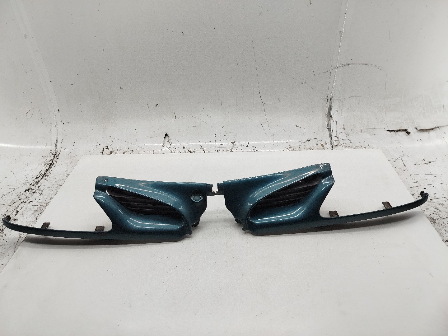 Grelha da Frente RENAULT SCÉNIC I Veículo multiuso (JA0/1_, FA0_) | 99 - 10