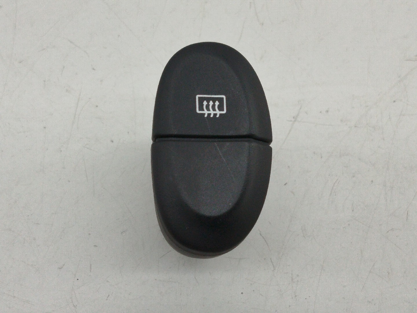 Botão desembaciador de vidro traseiro RENAULT SCÉNIC I Veículo multiuso (JA0/1_, FA0_) | 99 - 10 Imagem-4