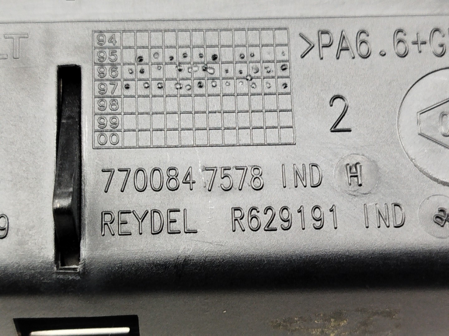 Cinzeiro RENAULT SCÉNIC I Veículo multiuso (JA0/1_, FA0_) | 99 - 10 Imagem-2