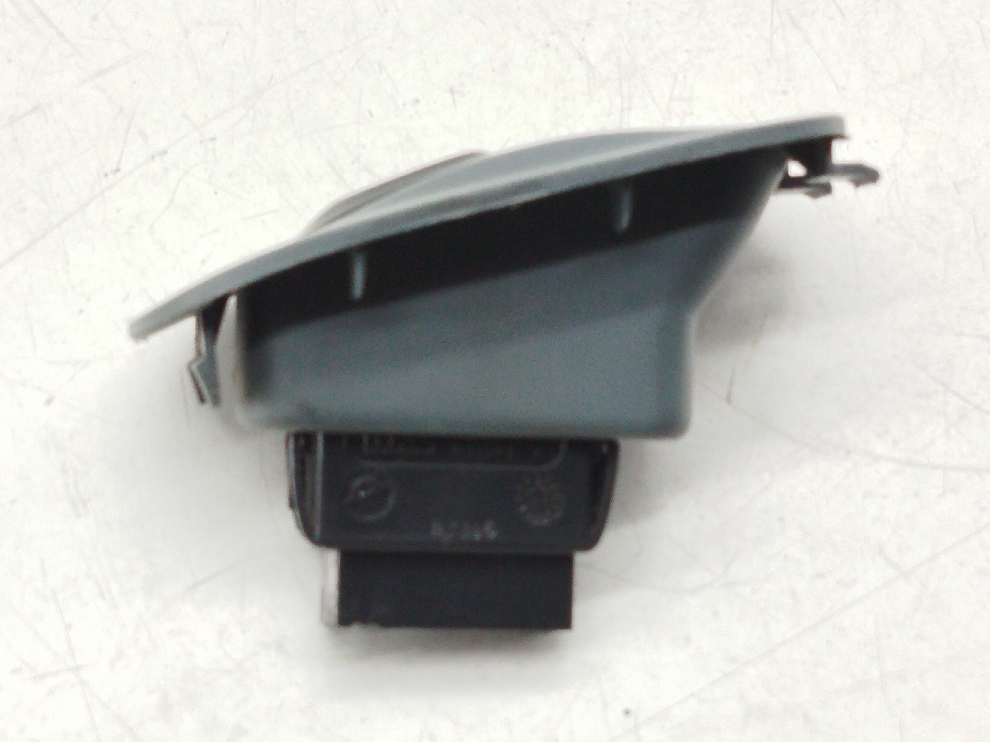 Comutador de vidro frente direito RENAULT SCÉNIC I Veículo multiuso (JA0/1_, FA0_) | 99 - 10 Imagem-4