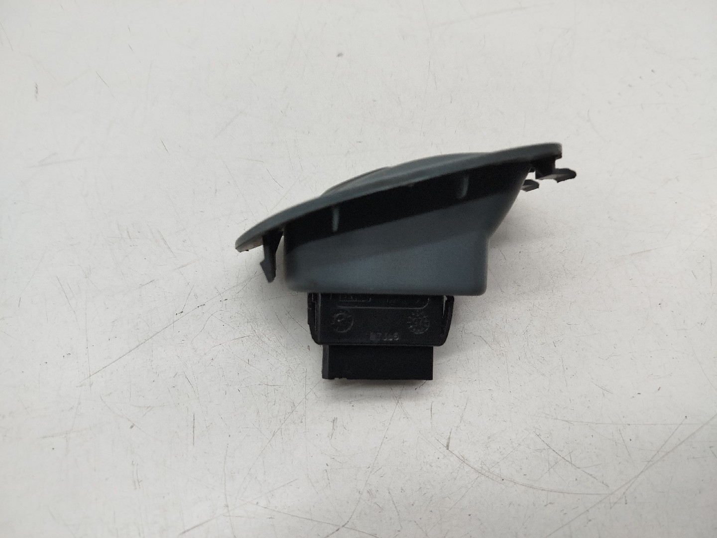 Comutador de vidro frente direito RENAULT SCÉNIC I Veículo multiuso (JA0/1_, FA0_) | 99 - 10 Imagem-1