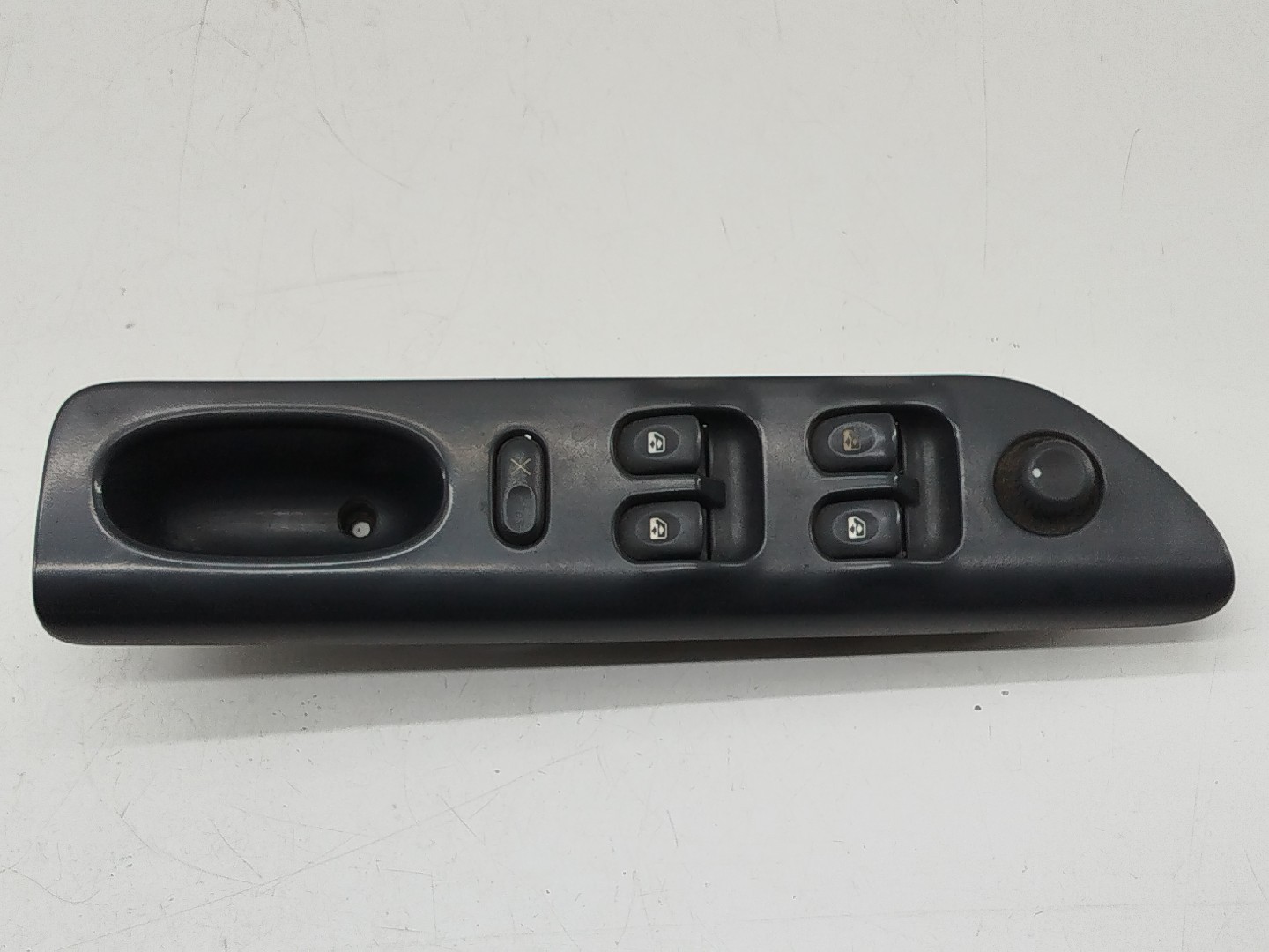 Comutador de vidro frente esquerdo RENAULT LAGUNA I (B56_, 556_) | 93 - 02 Imagem-9