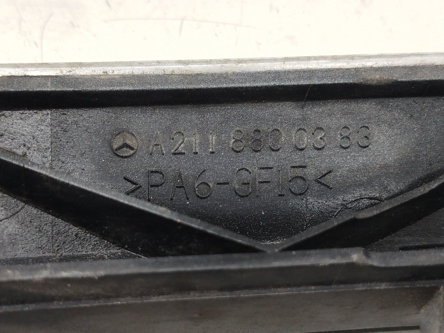 Grelha da Frente MERCEDES-BENZ E-CLASS (W211) | 02 - 09 Imagem-3