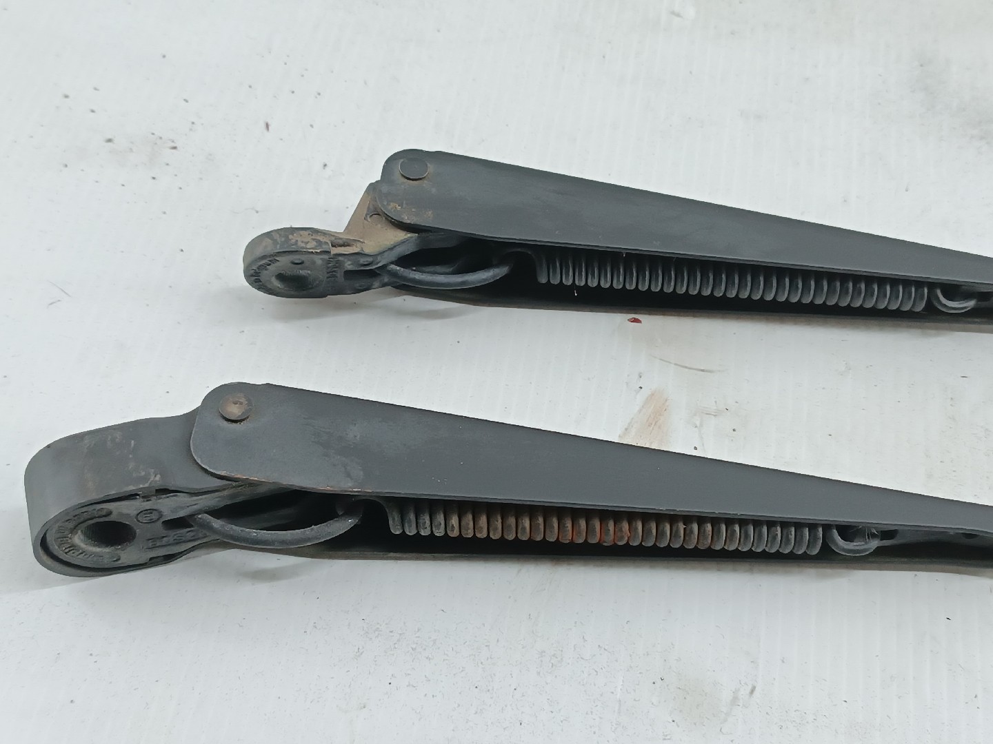 Braços das escovas frente FORD KA (RB_) | 96 - 08 Imagem-1