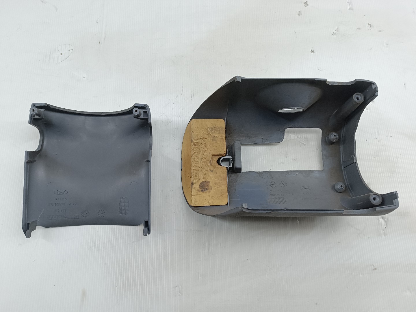 Revestimento da coluna de direção FORD KA (RB_) | 96 - 08