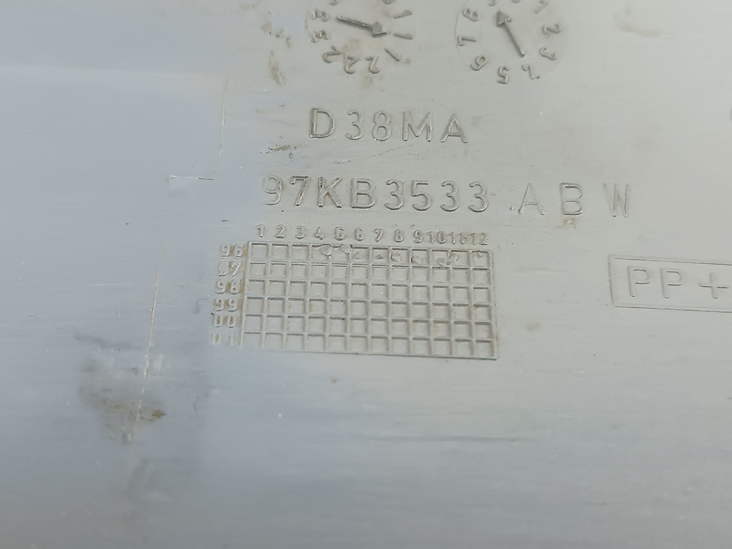 Revestimento da coluna de direção FORD KA (RB_) | 96 - 08 Imagem-1