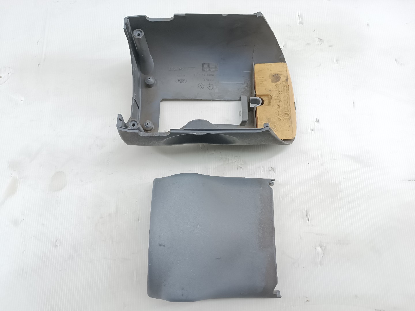 Revestimento da coluna de direção FORD KA (RB_) | 96 - 08 Imagem-3