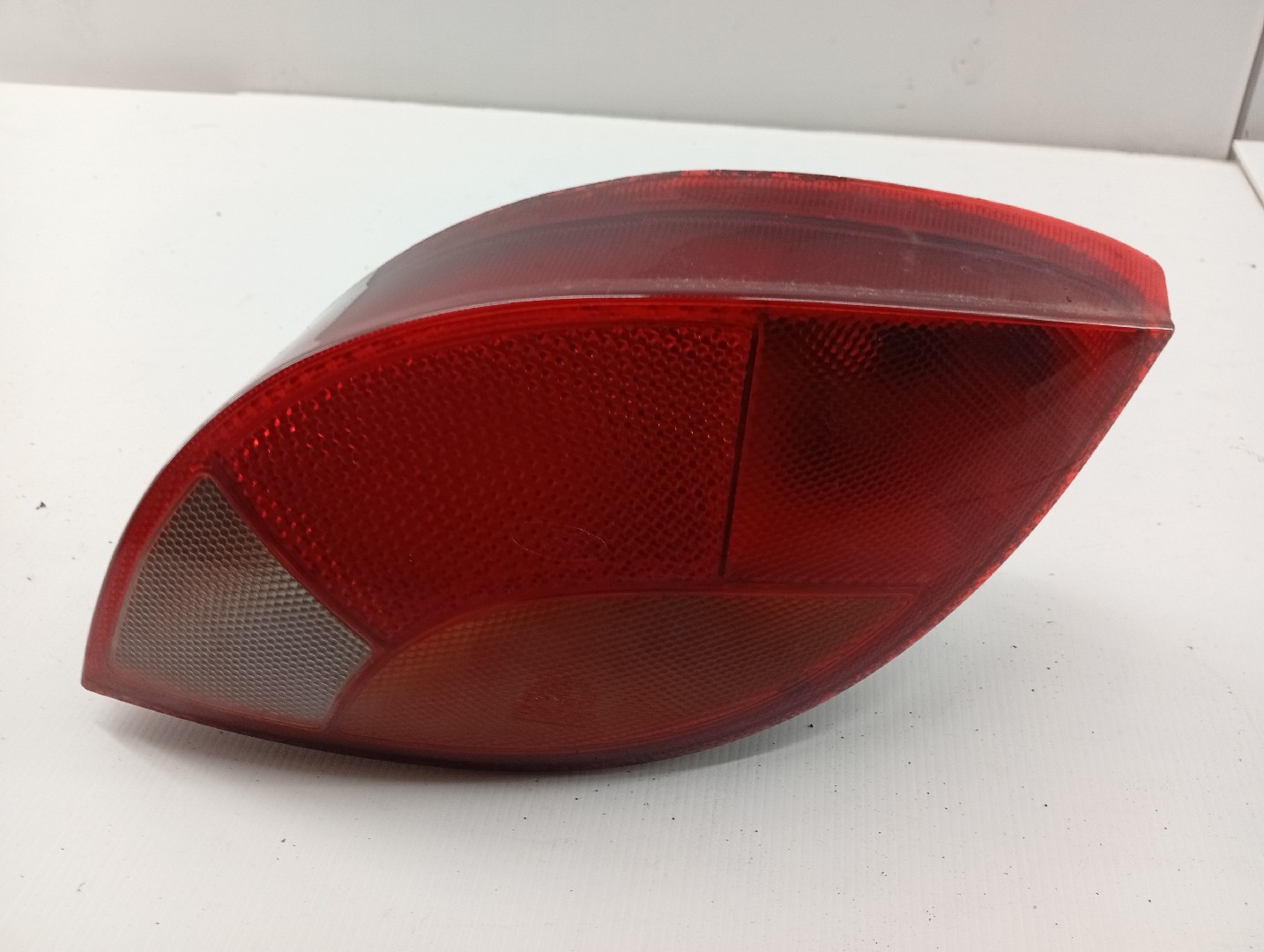 Farolim Stop Direito FORD KA (RB_) | 96 - 08 Imagem-6