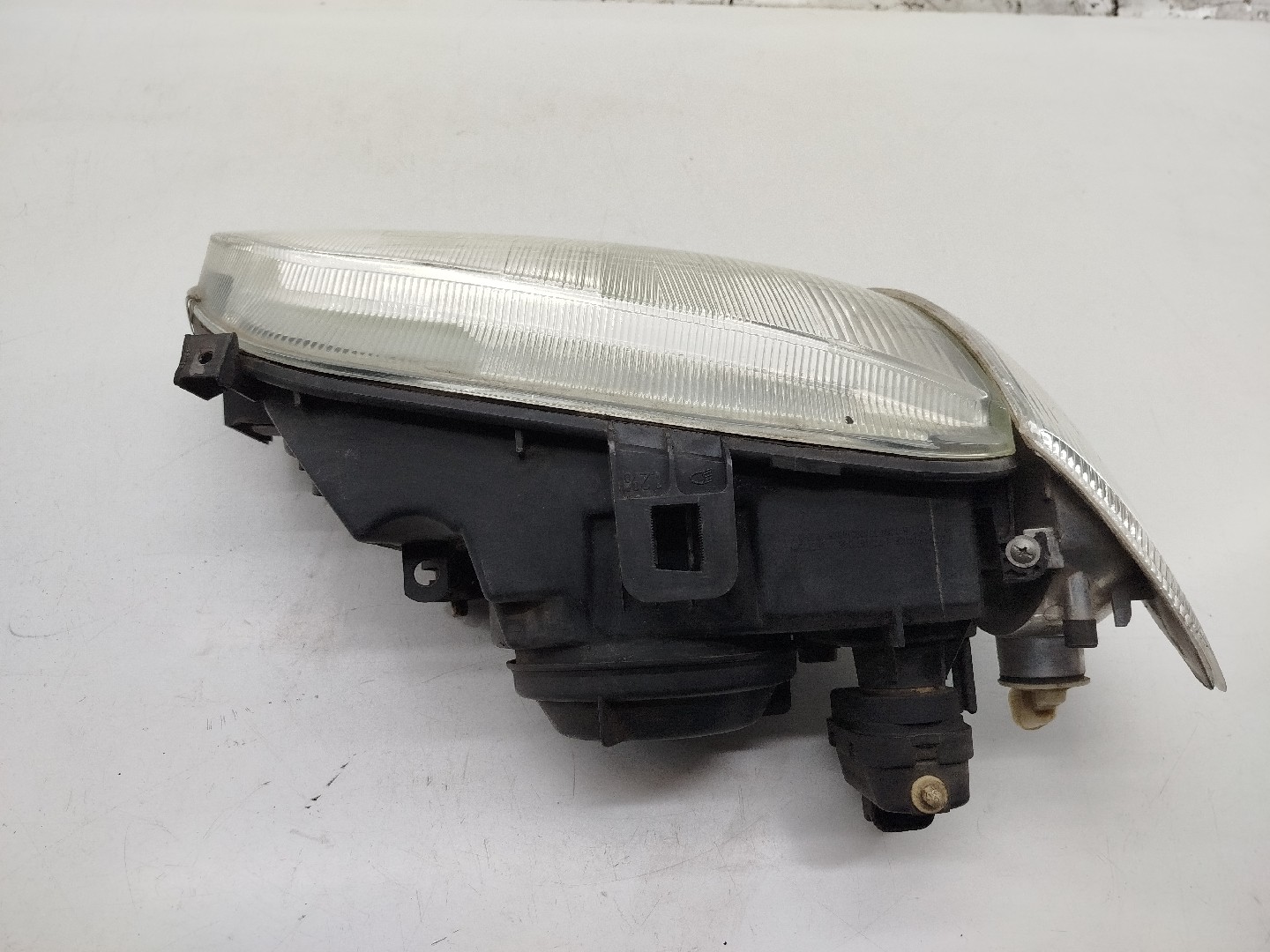 Ótica Direita RENAULT SCÉNIC I Veículo multiuso (JA0/1_, FA0_) | 99 - 10 Imagem-1