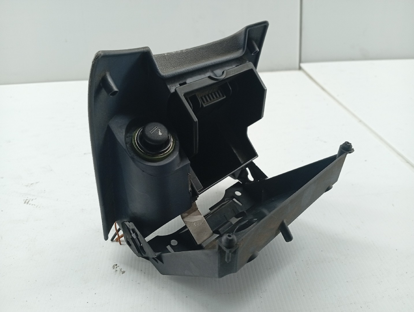 Cinzeiro FORD KA (RB_) | 96 - 08 Imagem-1