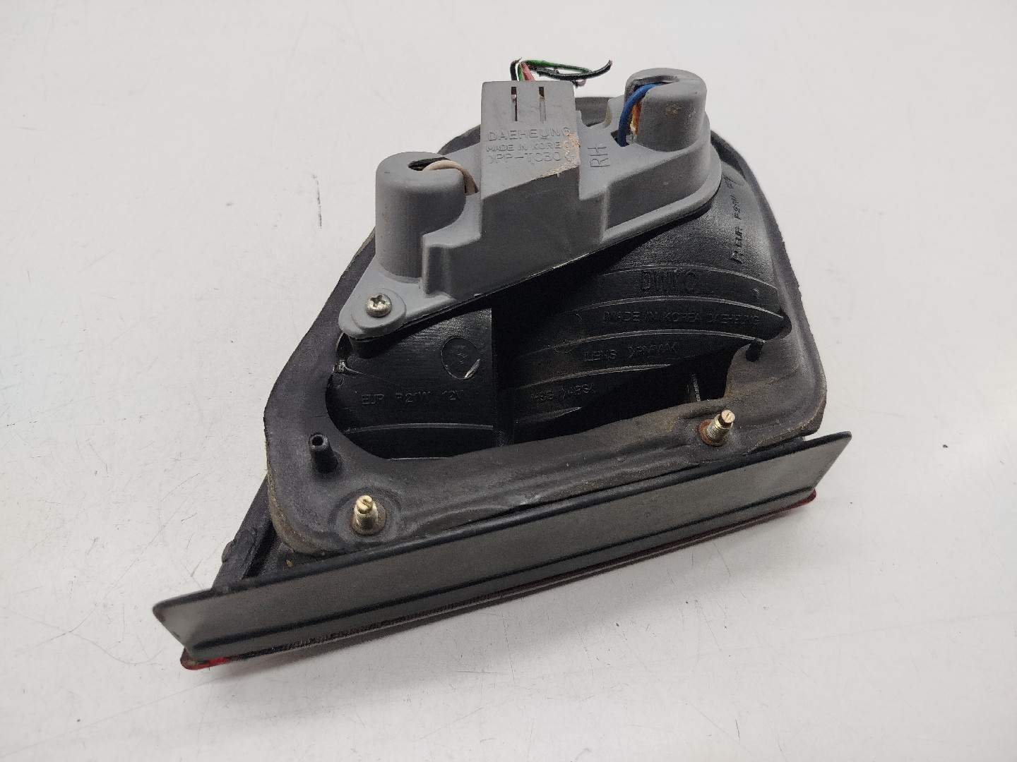 Farolim da Mala Direito DAEWOO LANOS (KLAT) | 97 -  Imagem-2