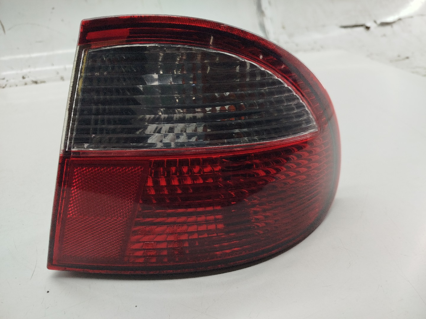 Farolim Stop Direito DAEWOO LANOS (KLAT) | 97 -  Imagem-4