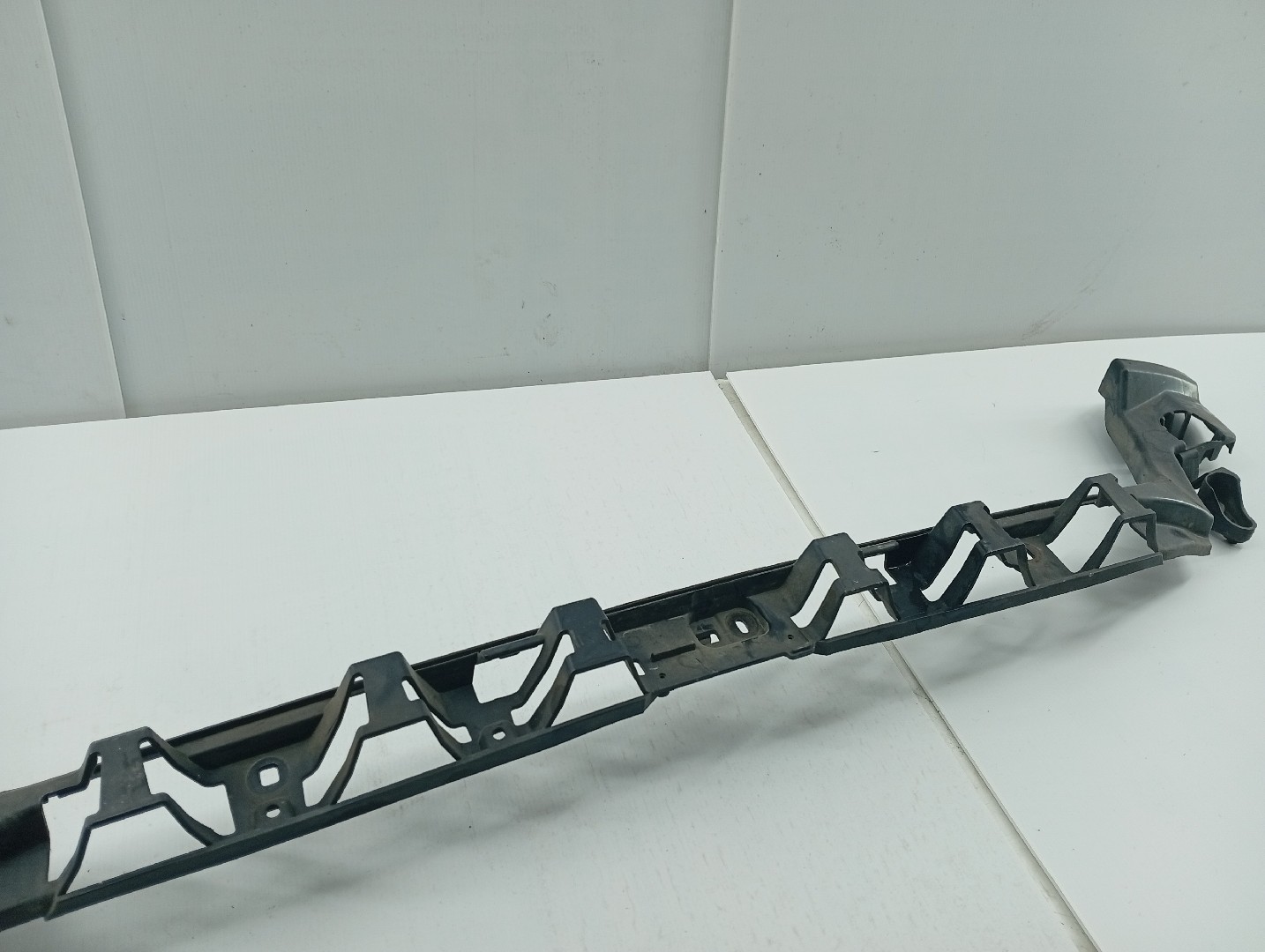 Suporte de montagem de para-choques JAGUAR XF (X250) | 08 - 15 Imagem-2