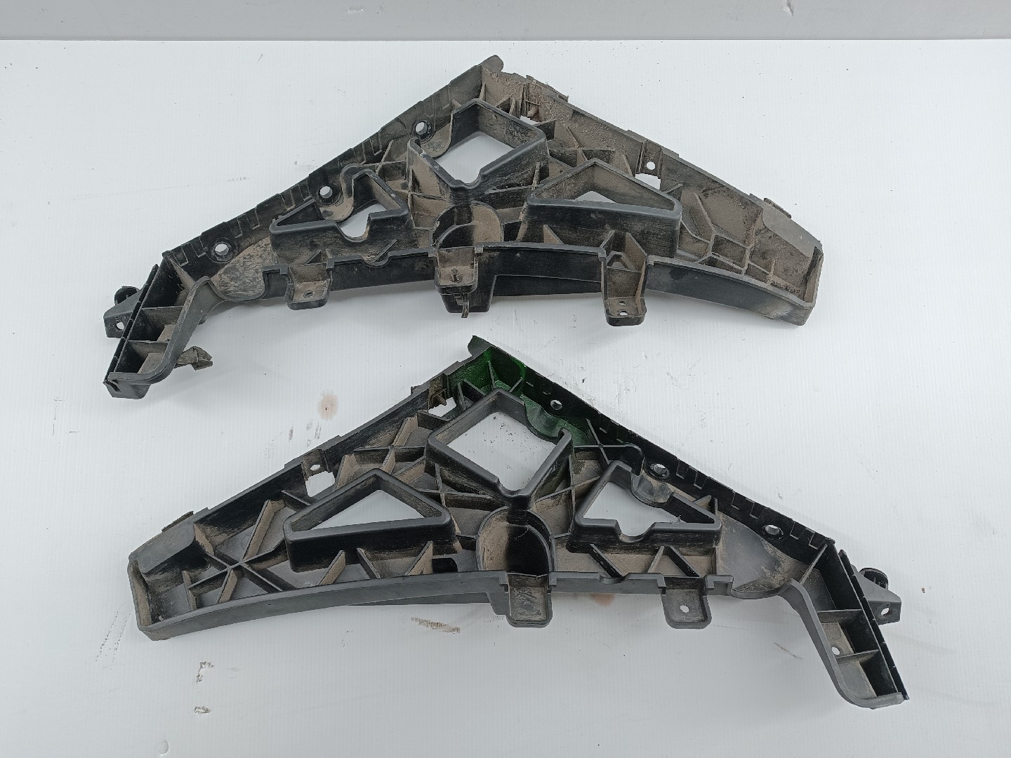 Guia de para-choques JAGUAR XF (X250) | 08 - 15