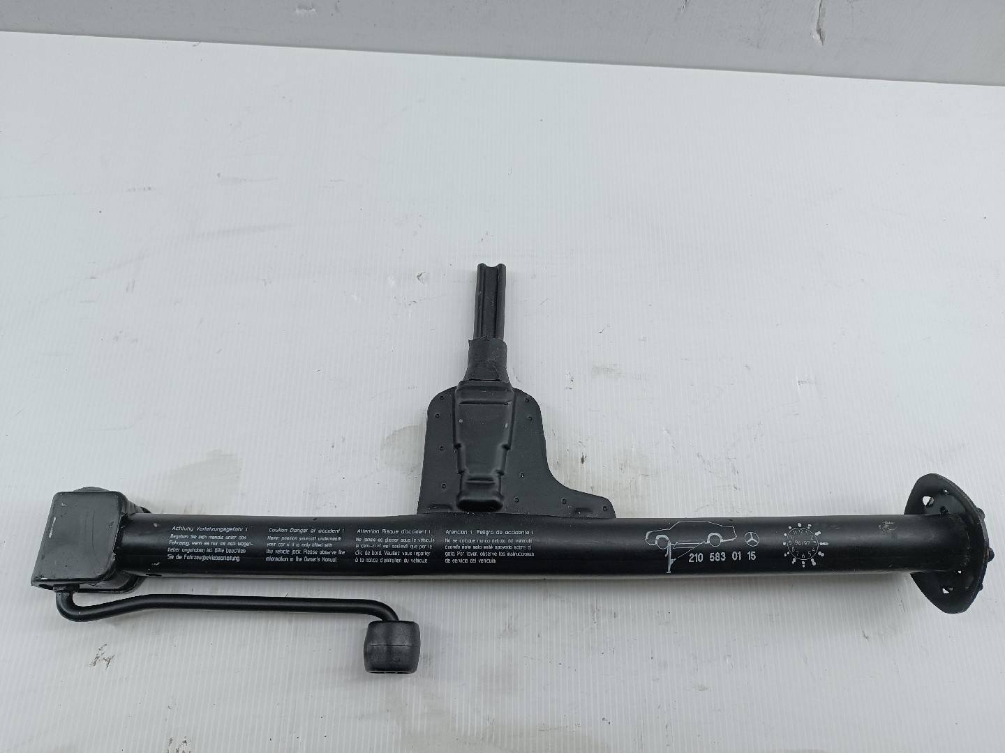 Macaco MERCEDES-BENZ C-CLASS T-Model (S204) | 07 - 14 Imagem-3