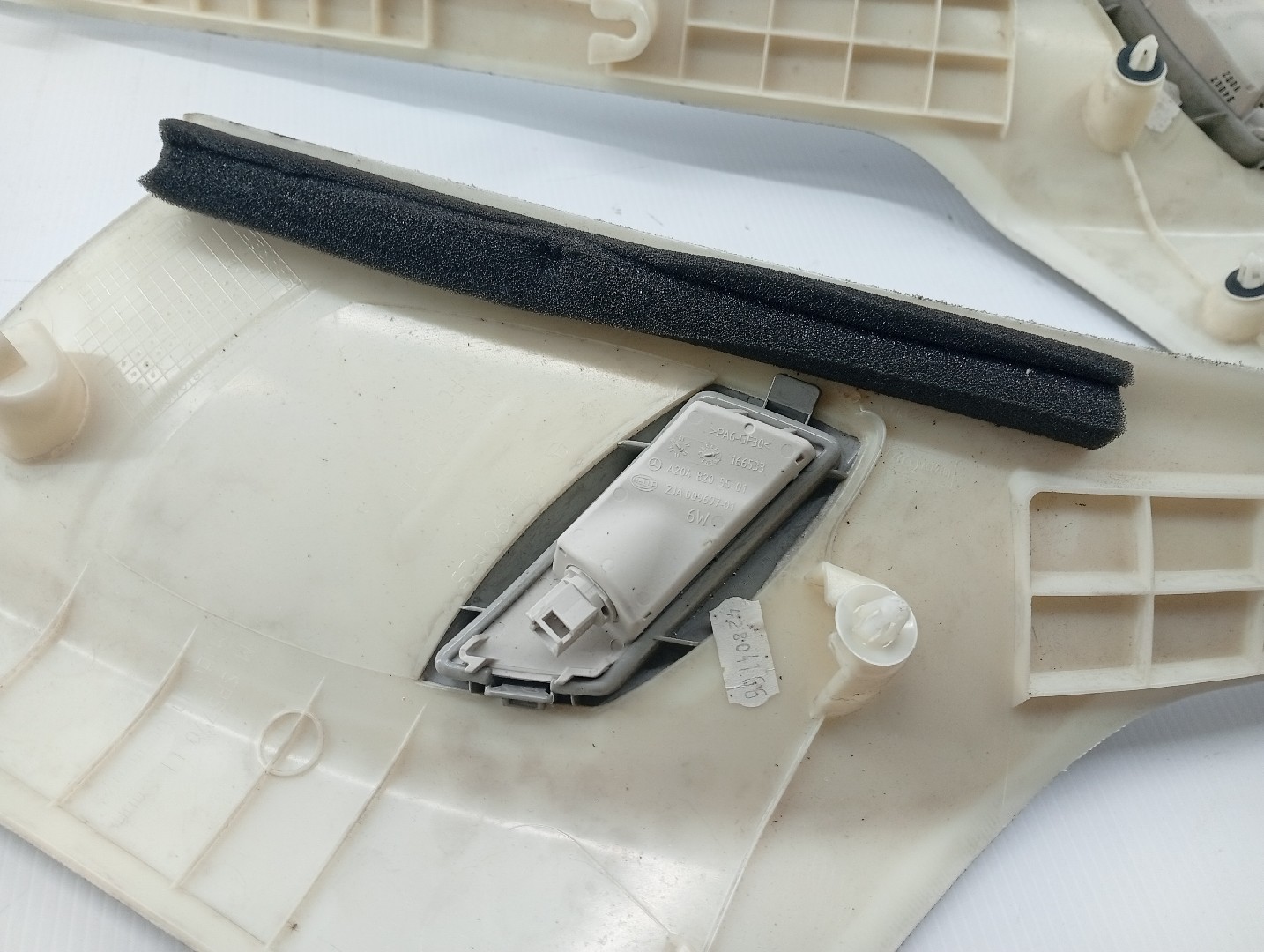 Moldura de pilar C MERCEDES-BENZ C-CLASS T-Model (S204) | 07 - 14 Imagem-1