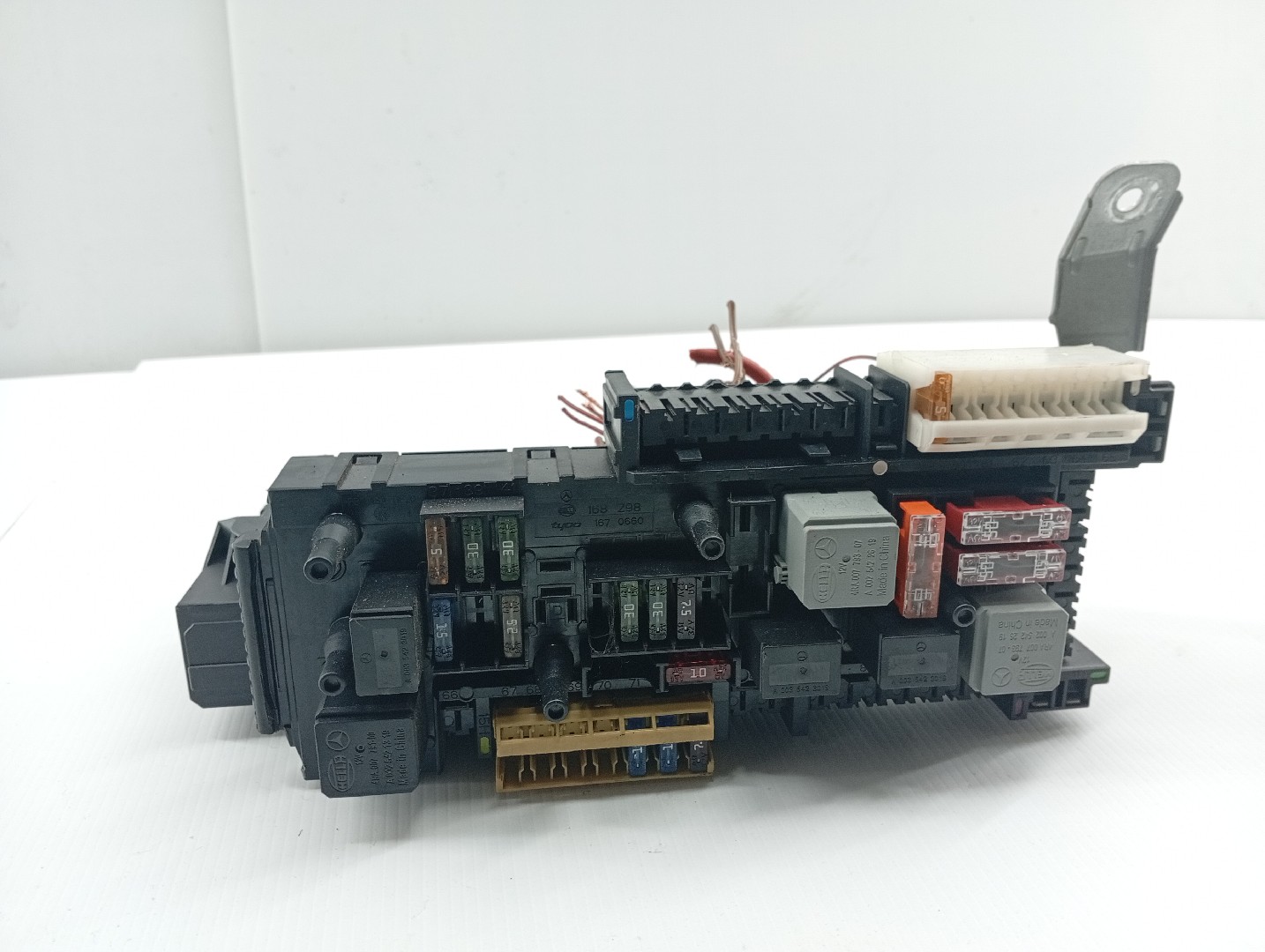 Caixa de Fusíveis MERCEDES-BENZ C-CLASS T-Model (S204) | 07 - 14 Imagem-5