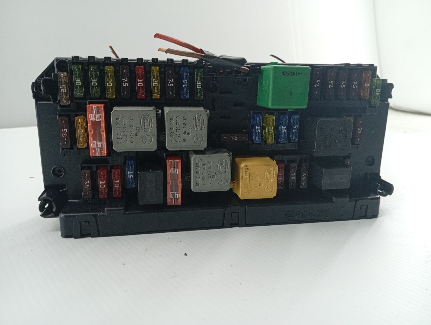 Caixa de fusíveis e relés MERCEDES-BENZ C-CLASS T-Model (S204) | 07 - 14 Imagem-3